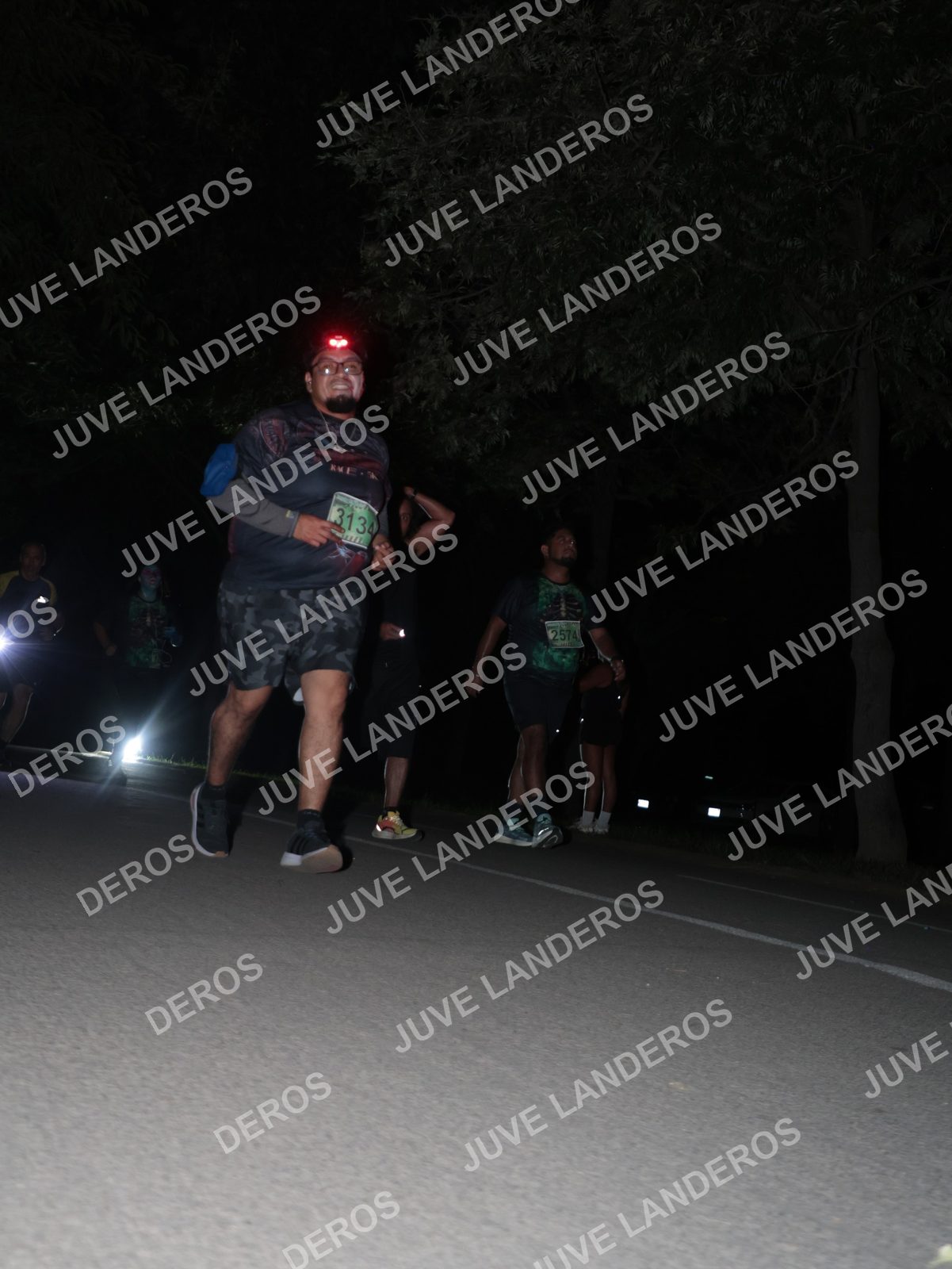 Foto de la Carrera Nocturna de Zombies Parque Metropolitano 2026 en Parque Metropolitano de Guadalajara, Zapopan, Jalisco a las 20:56 · dorsal 2574, 3134