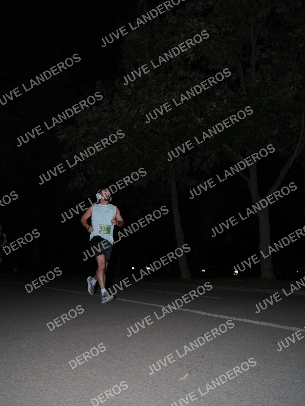 Foto de la Carrera Nocturna de Zombies Parque Metropolitano 2026 en Parque Metropolitano de Guadalajara, Zapopan, Jalisco a las 20:43 · dorsal 1382