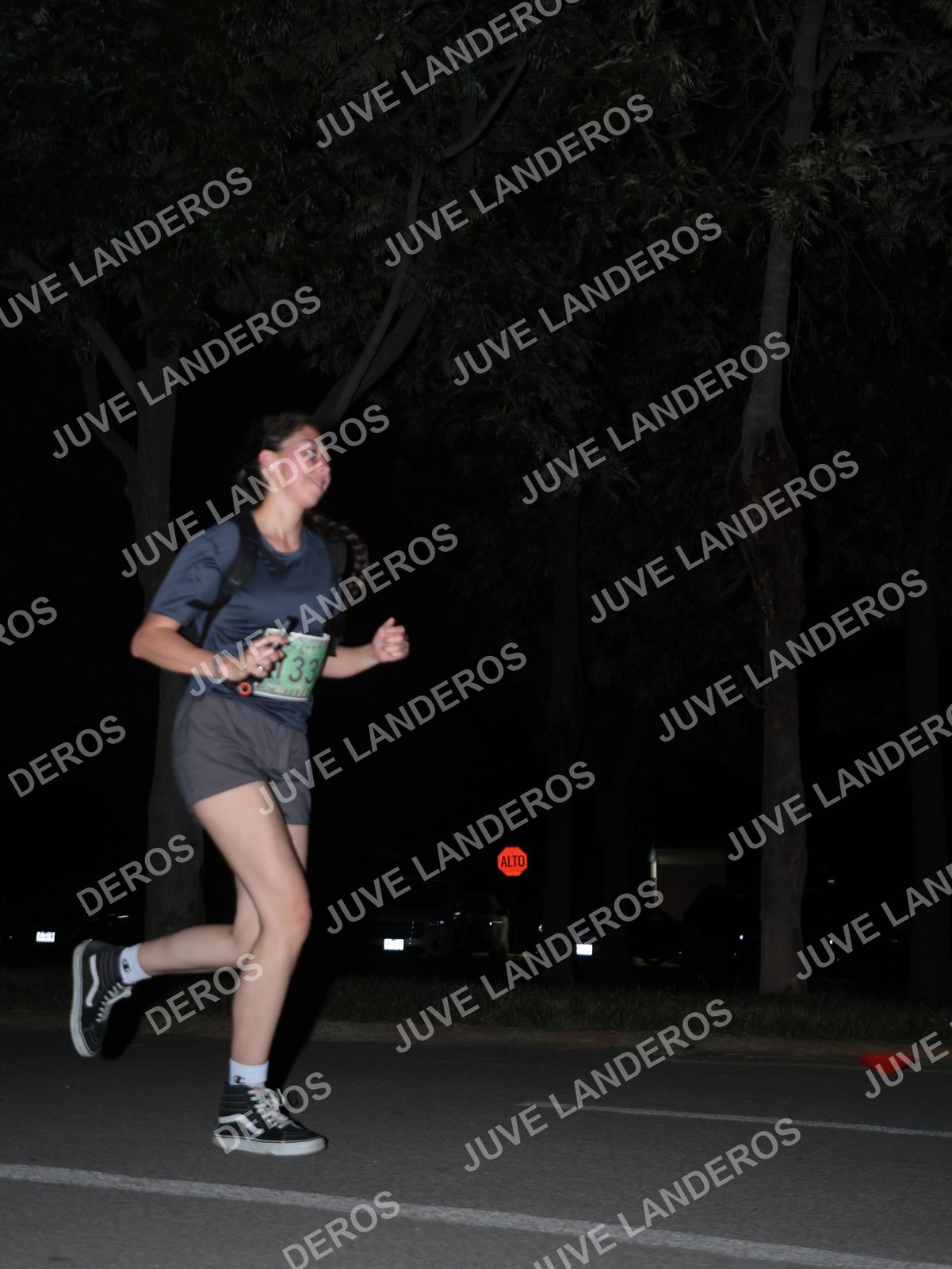 Foto de la Carrera Nocturna de Zombies Parque Metropolitano 2026 en Parque Metropolitano de Guadalajara, Zapopan, Jalisco a las 20:53 · dorsal 33