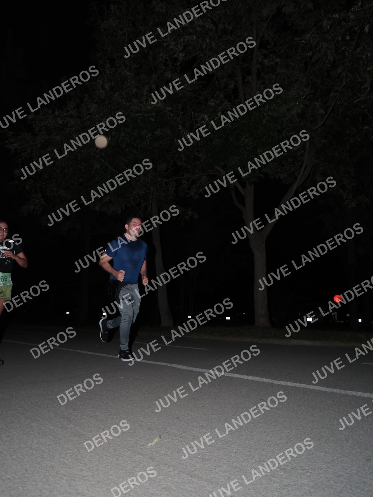 Foto de la Carrera Nocturna de Zombies Parque Metropolitano 2026 en Parque Metropolitano de Guadalajara, Zapopan, Jalisco a las 20:43 · dorsal 66