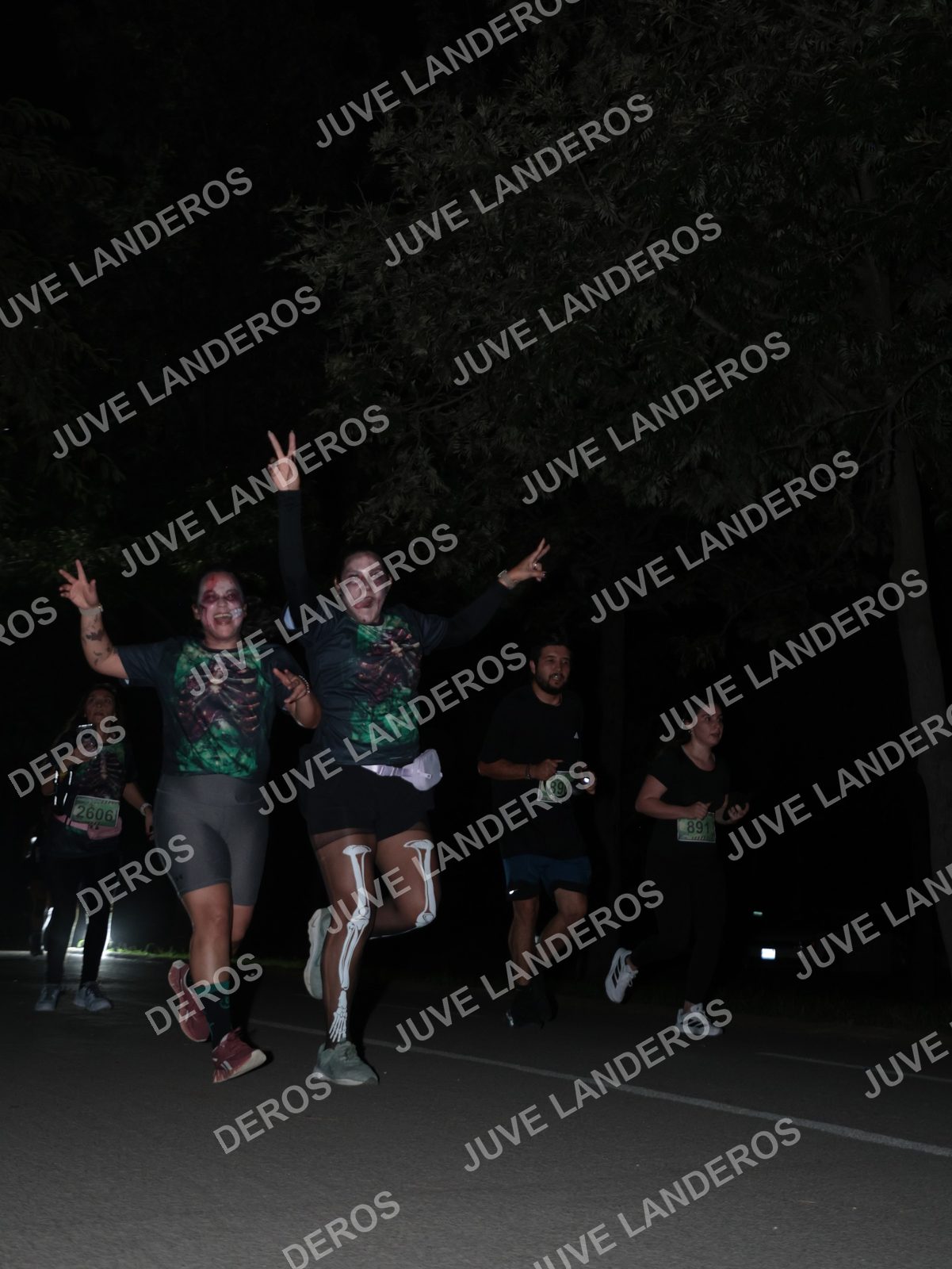 Foto de la Carrera Nocturna de Zombies Parque Metropolitano 2026 en Parque Metropolitano de Guadalajara, Zapopan, Jalisco a las 20:53 · dorsal 2606, 89