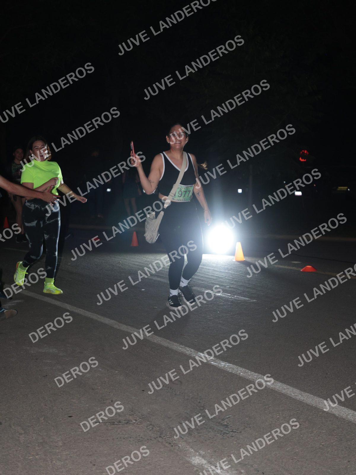 Foto de la Carrera Nocturna de Zombies Parque Metropolitano 2026 en Parque Metropolitano de Guadalajara, Zapopan, Jalisco a las 21:04 · dorsal 1977