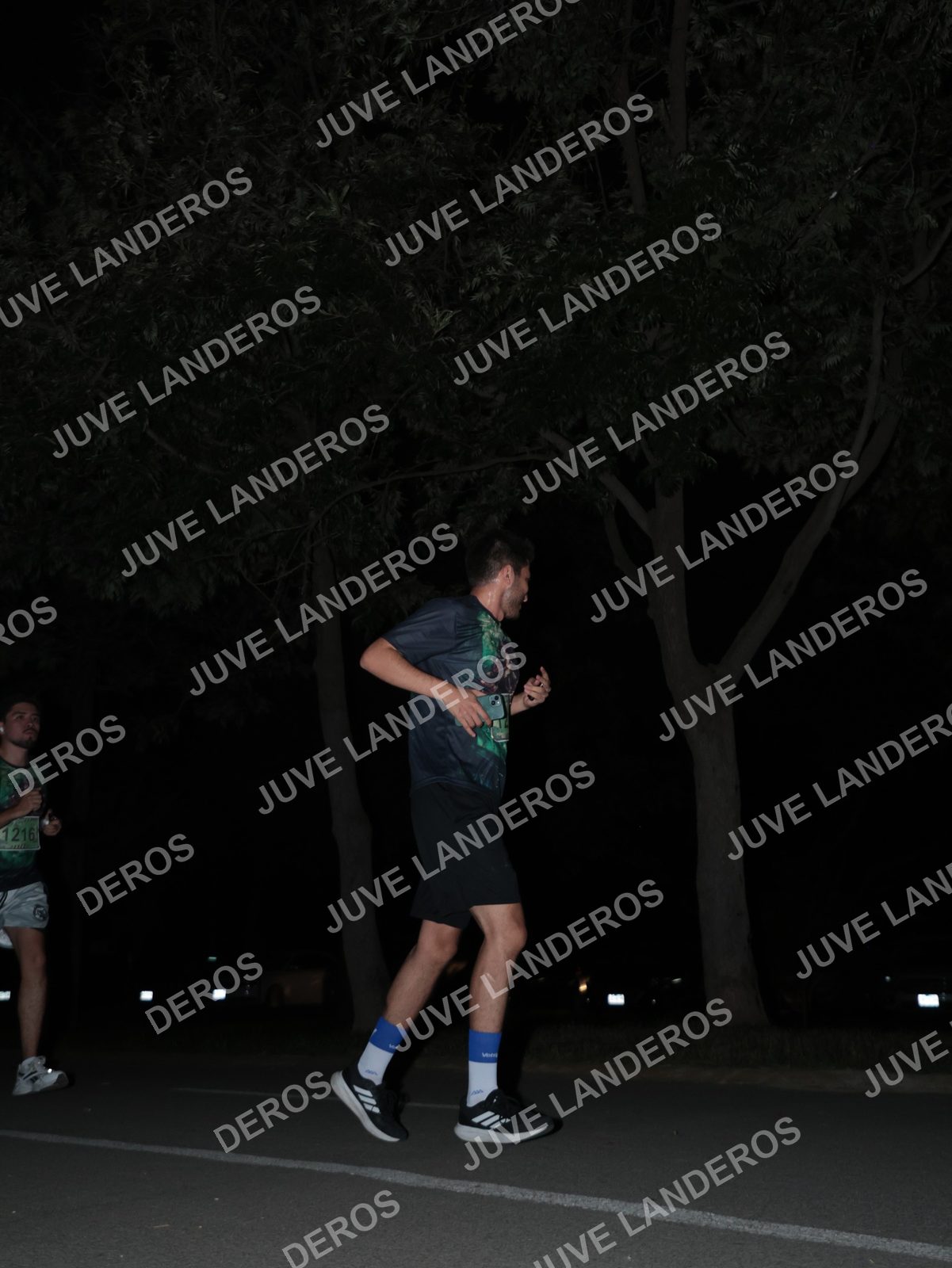 Foto de la Carrera Nocturna de Zombies Parque Metropolitano 2026 en Parque Metropolitano de Guadalajara, Zapopan, Jalisco a las 20:45 · dorsal 216