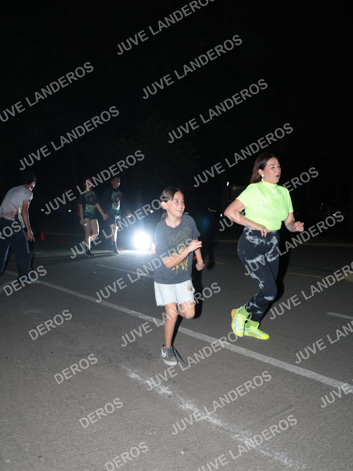 Foto de la Carrera Nocturna de Zombies Parque Metropolitano 2026 en Parque Metropolitano de Guadalajara, Zapopan, Jalisco a las 21:04