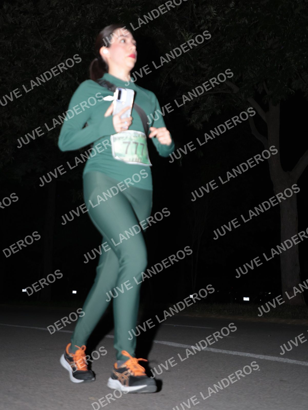 Foto de la Carrera Nocturna de Zombies Parque Metropolitano 2026 en Parque Metropolitano de Guadalajara, Zapopan, Jalisco a las 20:56 · dorsal 777