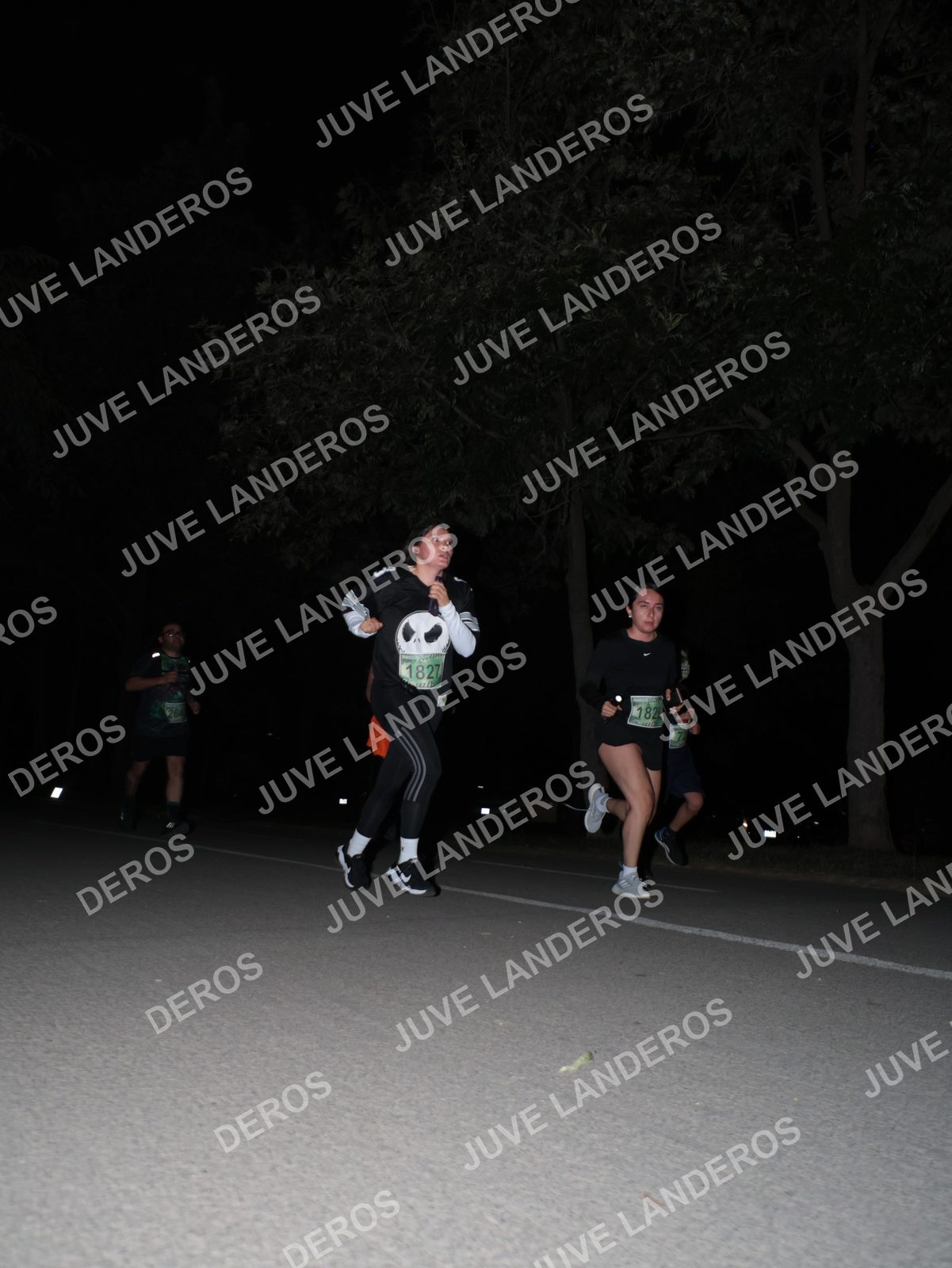 Foto de la Carrera Nocturna de Zombies Parque Metropolitano 2026 en Parque Metropolitano de Guadalajara, Zapopan, Jalisco a las 20:45 · dorsal 1827