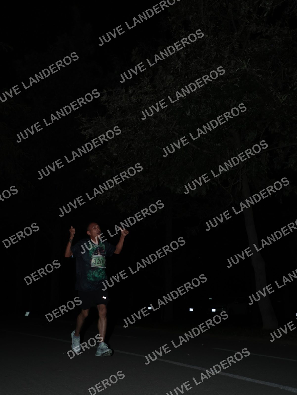 Foto de la Carrera Nocturna de Zombies Parque Metropolitano 2026 en Parque Metropolitano de Guadalajara, Zapopan, Jalisco a las 20:39 · dorsal 3201
