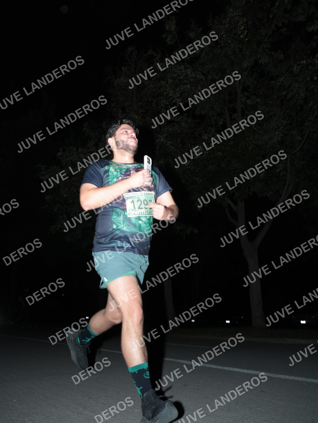 Foto de la Carrera Nocturna de Zombies Parque Metropolitano 2026 en Parque Metropolitano de Guadalajara, Zapopan, Jalisco a las 20:46 · dorsal 1293