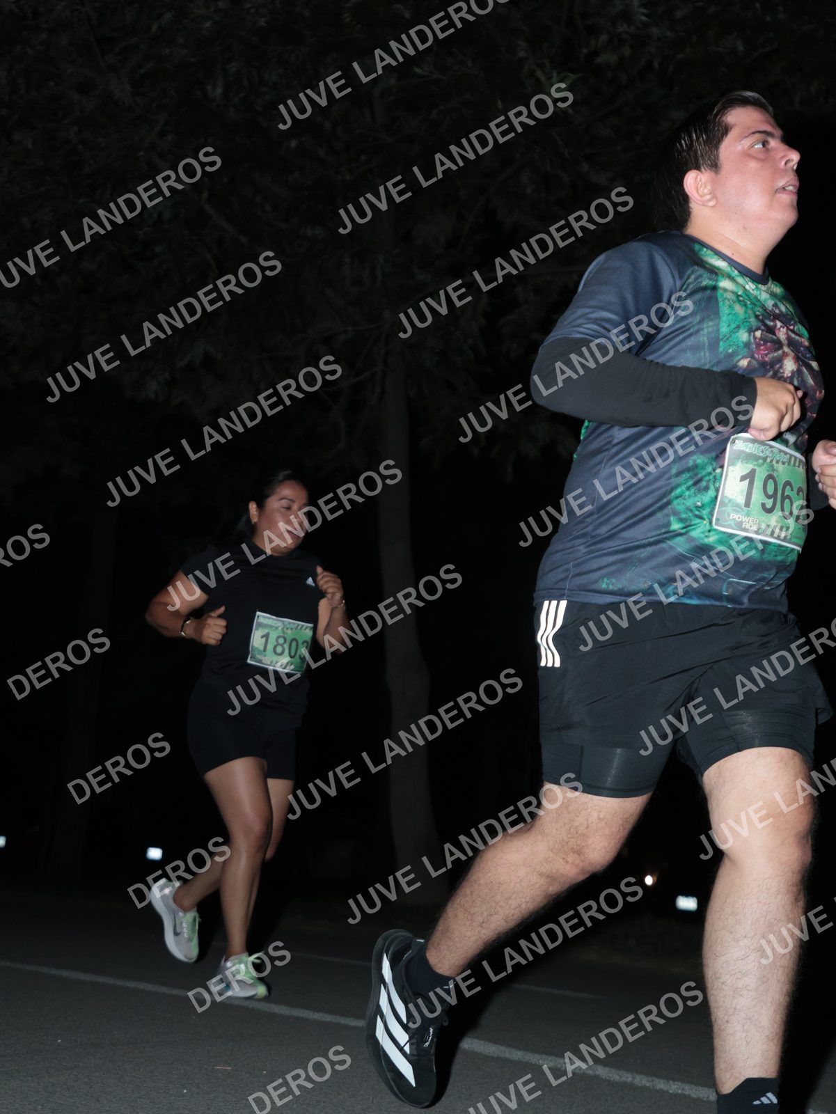 Foto de la Carrera Nocturna de Zombies Parque Metropolitano 2026 en Parque Metropolitano de Guadalajara, Zapopan, Jalisco a las 20:50 · dorsal 1803, 1962