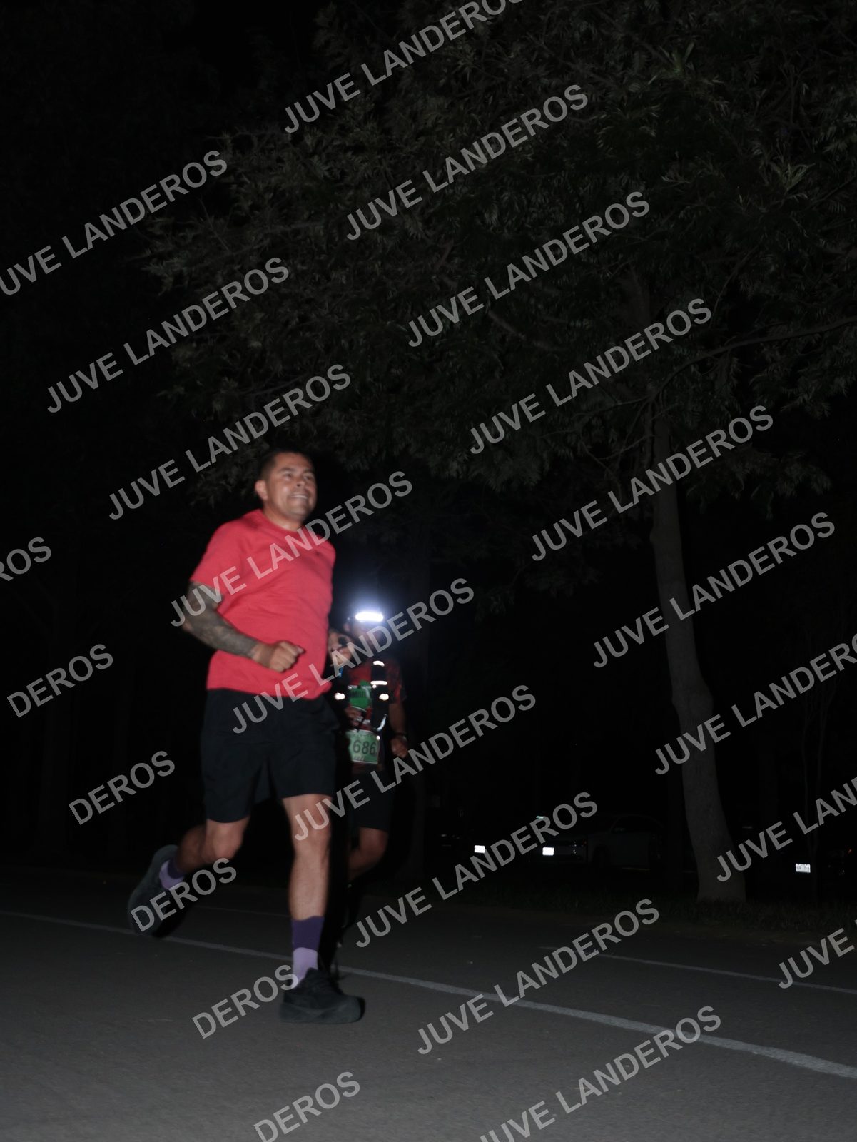 Foto de la Carrera Nocturna de Zombies Parque Metropolitano 2026 en Parque Metropolitano de Guadalajara, Zapopan, Jalisco a las 20:44 · dorsal 686