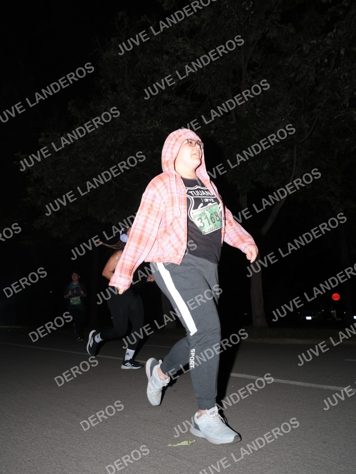 Foto de la Carrera Nocturna de Zombies Parque Metropolitano 2026 en Parque Metropolitano de Guadalajara, Zapopan, Jalisco a las 20:52 · dorsal 3168