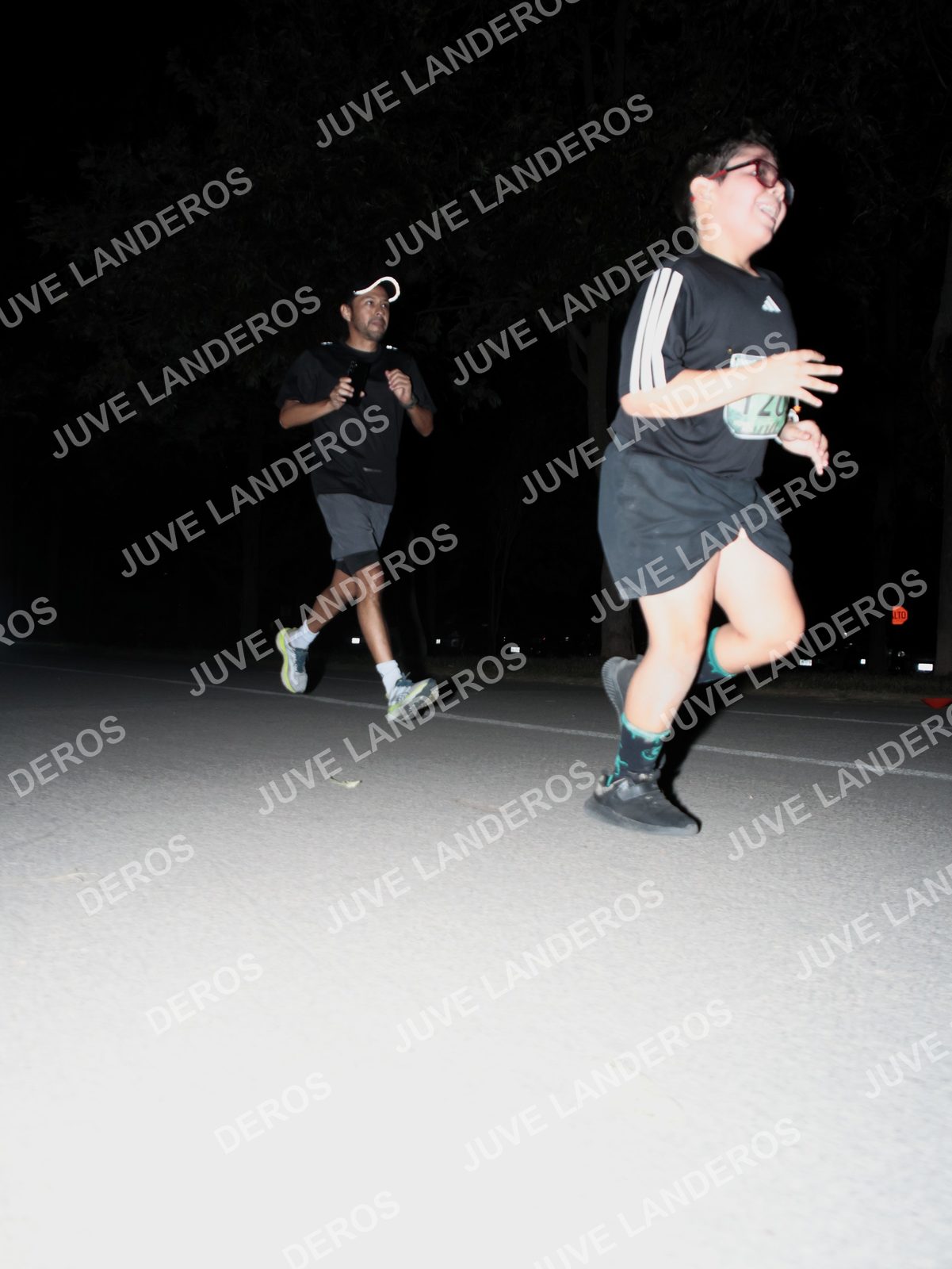 Foto de la Carrera Nocturna de Zombies Parque Metropolitano 2026 en Parque Metropolitano de Guadalajara, Zapopan, Jalisco a las 21:08