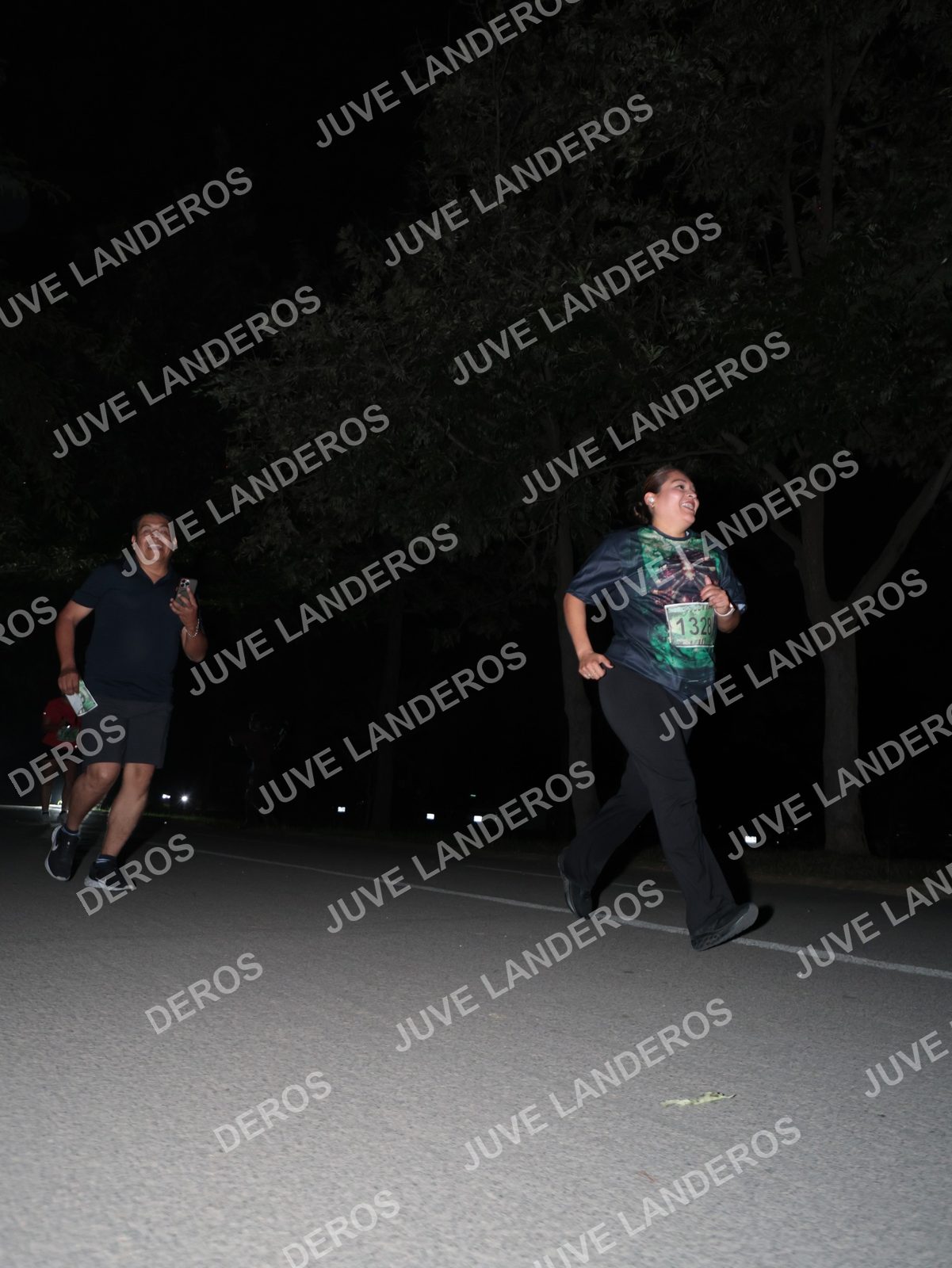 Foto de la Carrera Nocturna de Zombies Parque Metropolitano 2026 en Parque Metropolitano de Guadalajara, Zapopan, Jalisco a las 20:54 · dorsal 1328