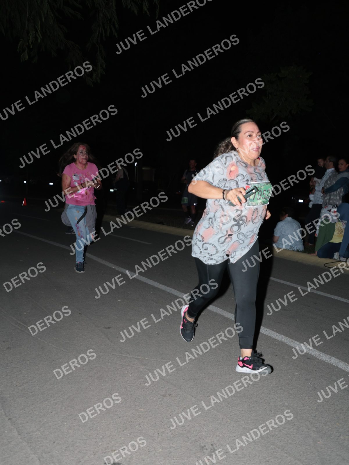 Foto de la Carrera Nocturna de Zombies Parque Metropolitano 2026 en Parque Metropolitano de Guadalajara, Zapopan, Jalisco a las 21:00 · dorsal 1952