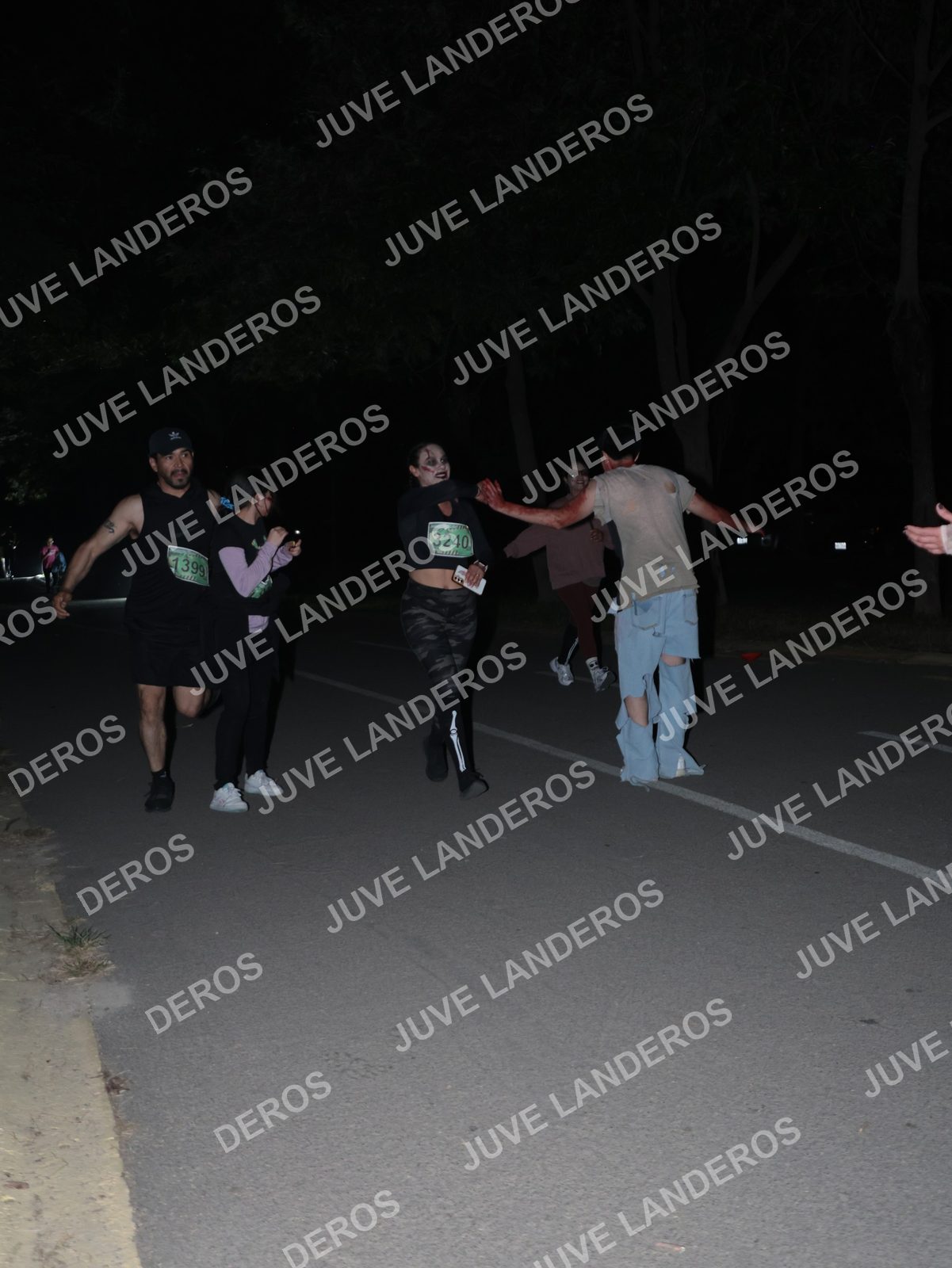 Foto de la Carrera Nocturna de Zombies Parque Metropolitano 2026 en Parque Metropolitano de Guadalajara, Zapopan, Jalisco a las 21:05 · dorsal 3240, 1399
