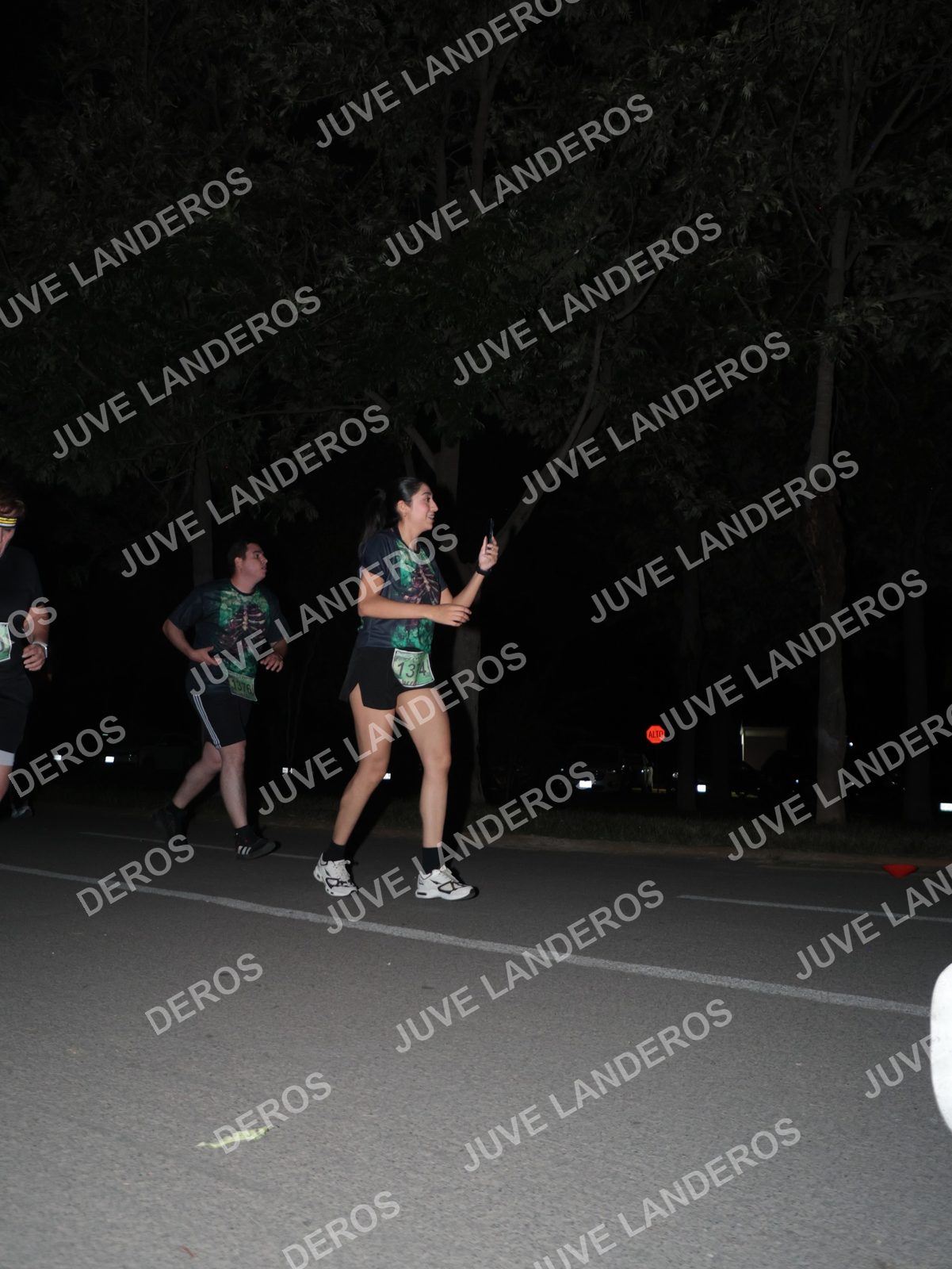 Foto de la Carrera Nocturna de Zombies Parque Metropolitano 2026 en Parque Metropolitano de Guadalajara, Zapopan, Jalisco a las 20:52 · dorsal 13