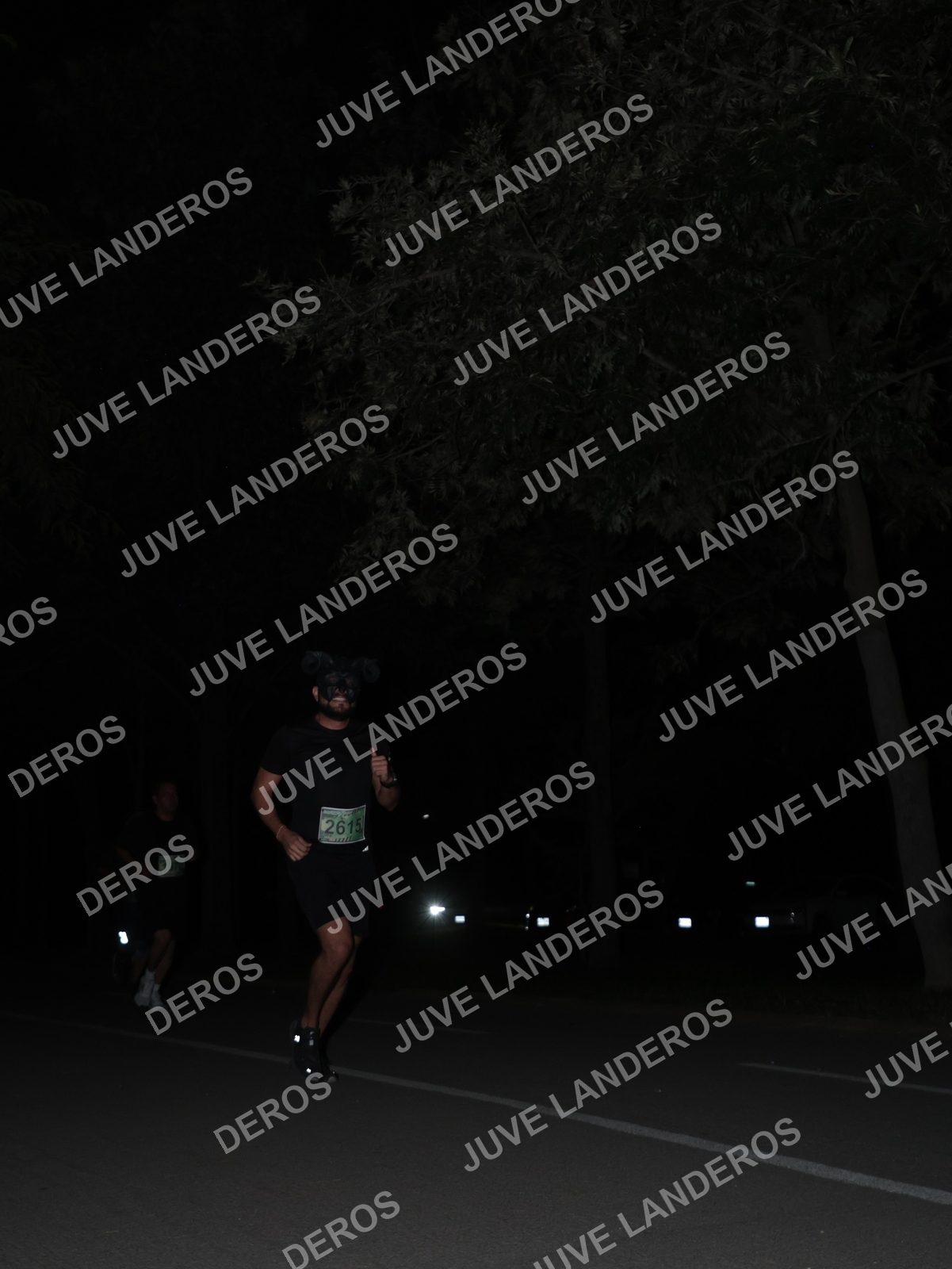 Foto de la Carrera Nocturna de Zombies Parque Metropolitano 2026 en Parque Metropolitano de Guadalajara, Zapopan, Jalisco a las 20:42 · dorsal 2615