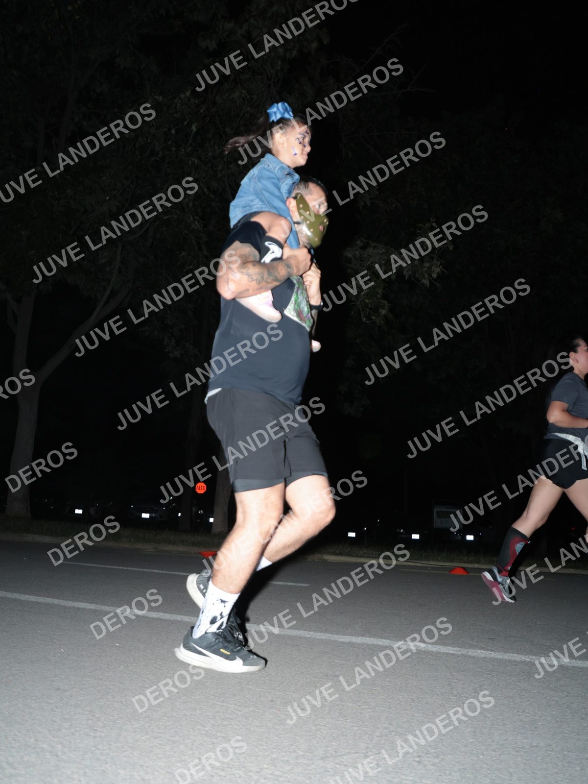 Foto de la Carrera Nocturna de Zombies Parque Metropolitano 2026 en Parque Metropolitano de Guadalajara, Zapopan, Jalisco a las 21:07