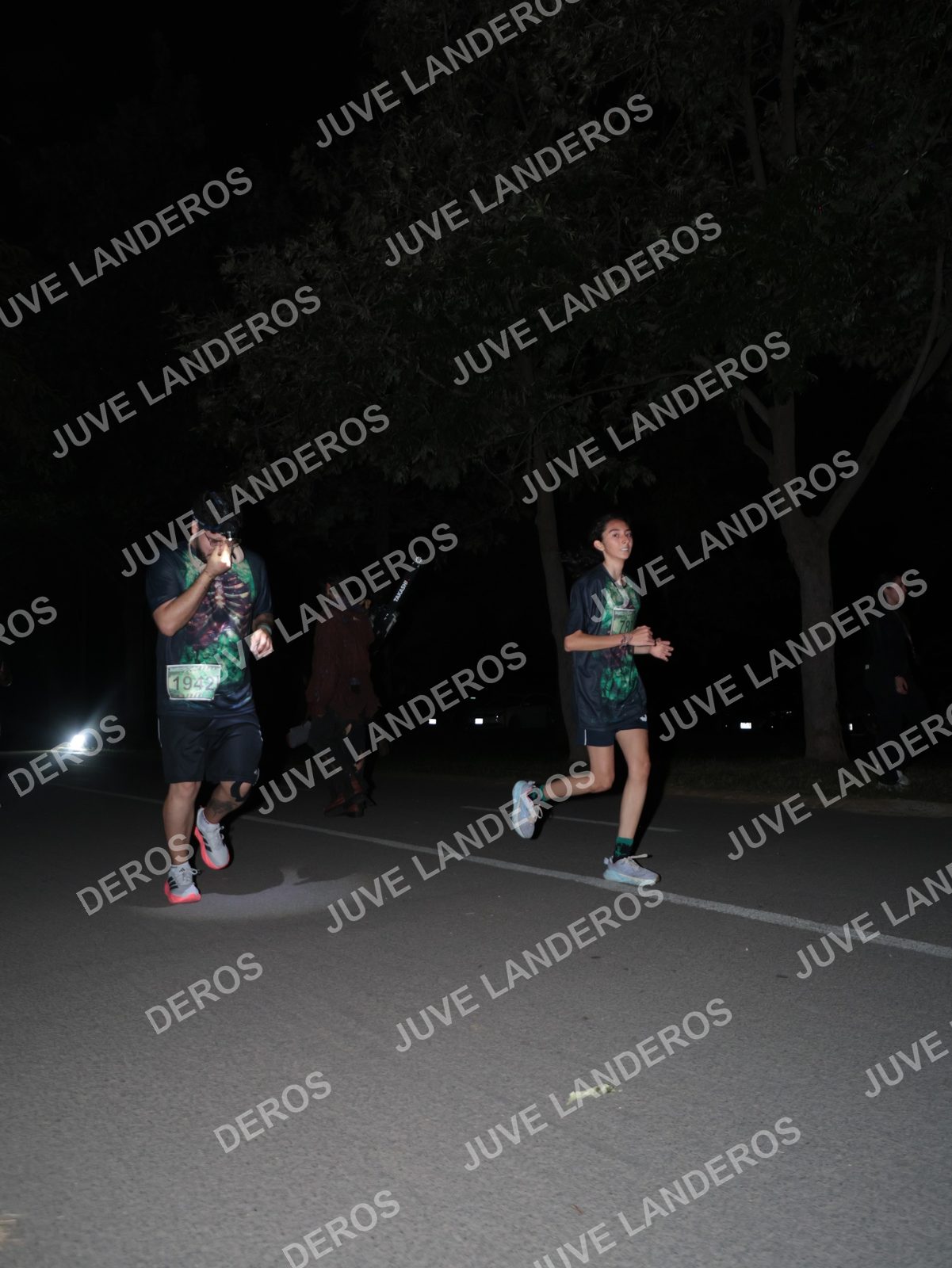 Foto de la Carrera Nocturna de Zombies Parque Metropolitano 2026 en Parque Metropolitano de Guadalajara, Zapopan, Jalisco a las 20:46 · dorsal 1942