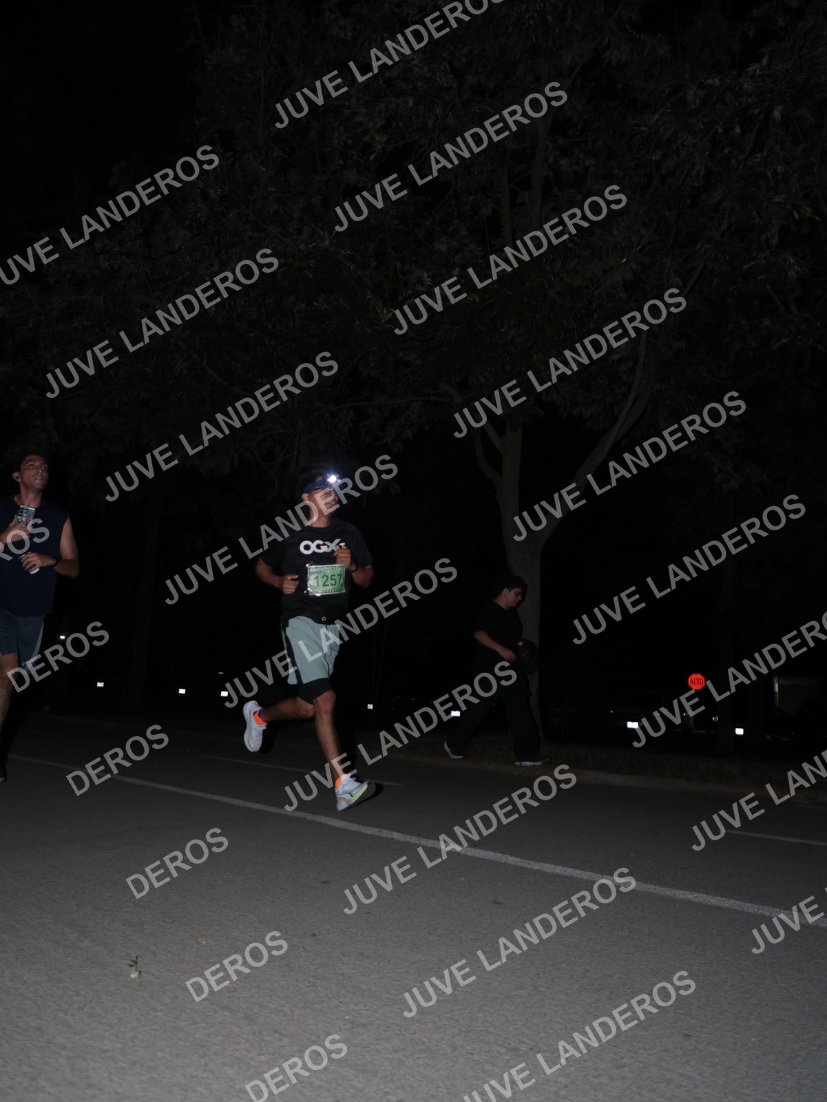 Foto de la Carrera Nocturna de Zombies Parque Metropolitano 2026 en Parque Metropolitano de Guadalajara, Zapopan, Jalisco a las 20:39