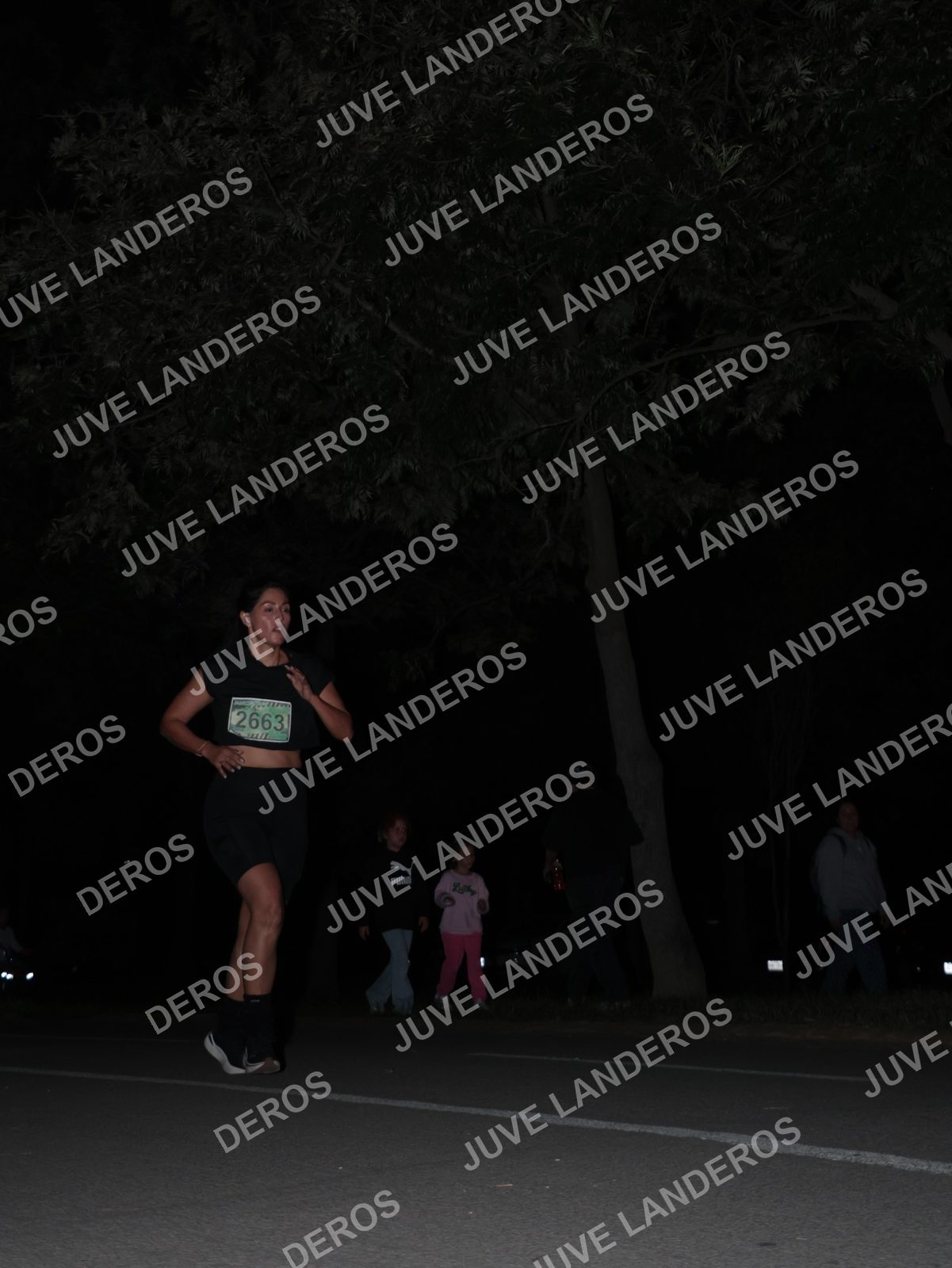 Foto de la Carrera Nocturna de Zombies Parque Metropolitano 2026 en Parque Metropolitano de Guadalajara, Zapopan, Jalisco a las 20:47 · dorsal 2663