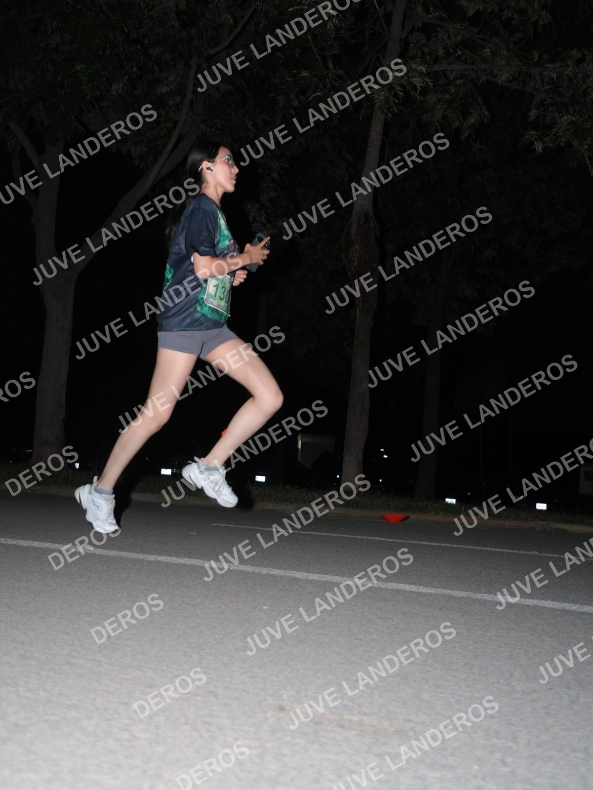 Foto de la Carrera Nocturna de Zombies Parque Metropolitano 2026 en Parque Metropolitano de Guadalajara, Zapopan, Jalisco a las 20:56 · dorsal 130
