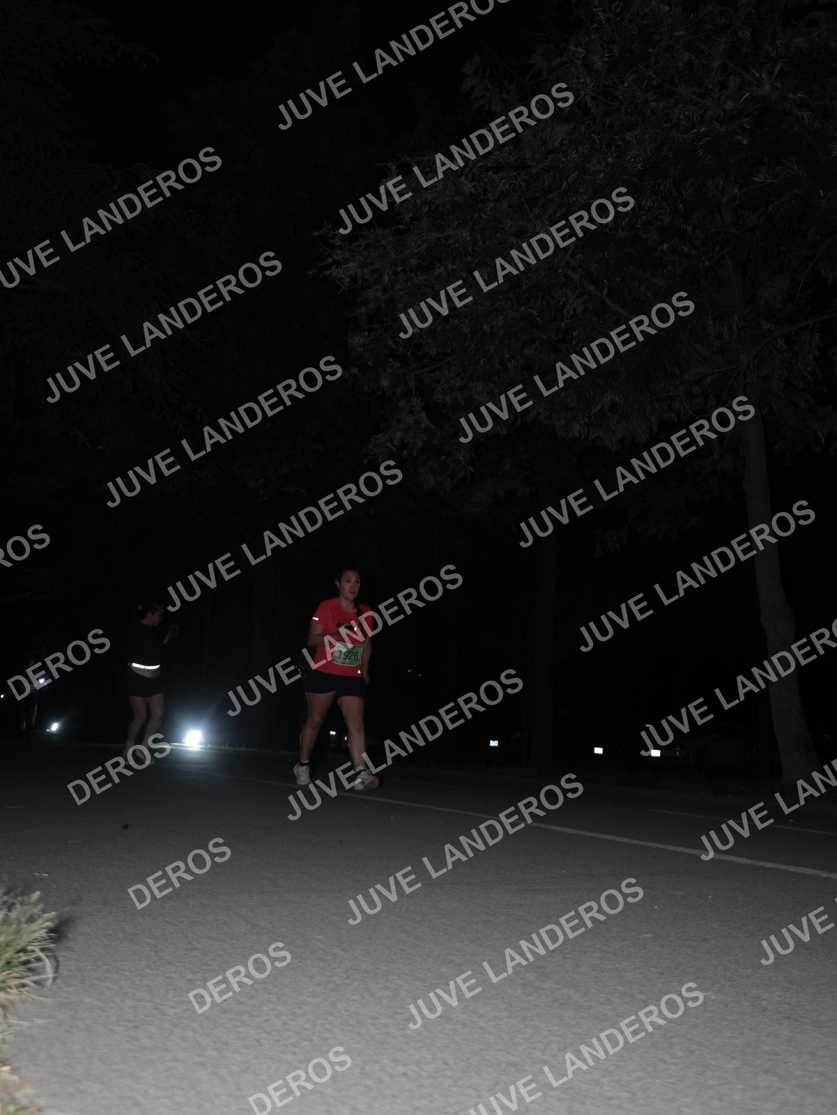 Foto de la Carrera Nocturna de Zombies Parque Metropolitano 2026 en Parque Metropolitano de Guadalajara, Zapopan, Jalisco a las 20:54 · dorsal 926