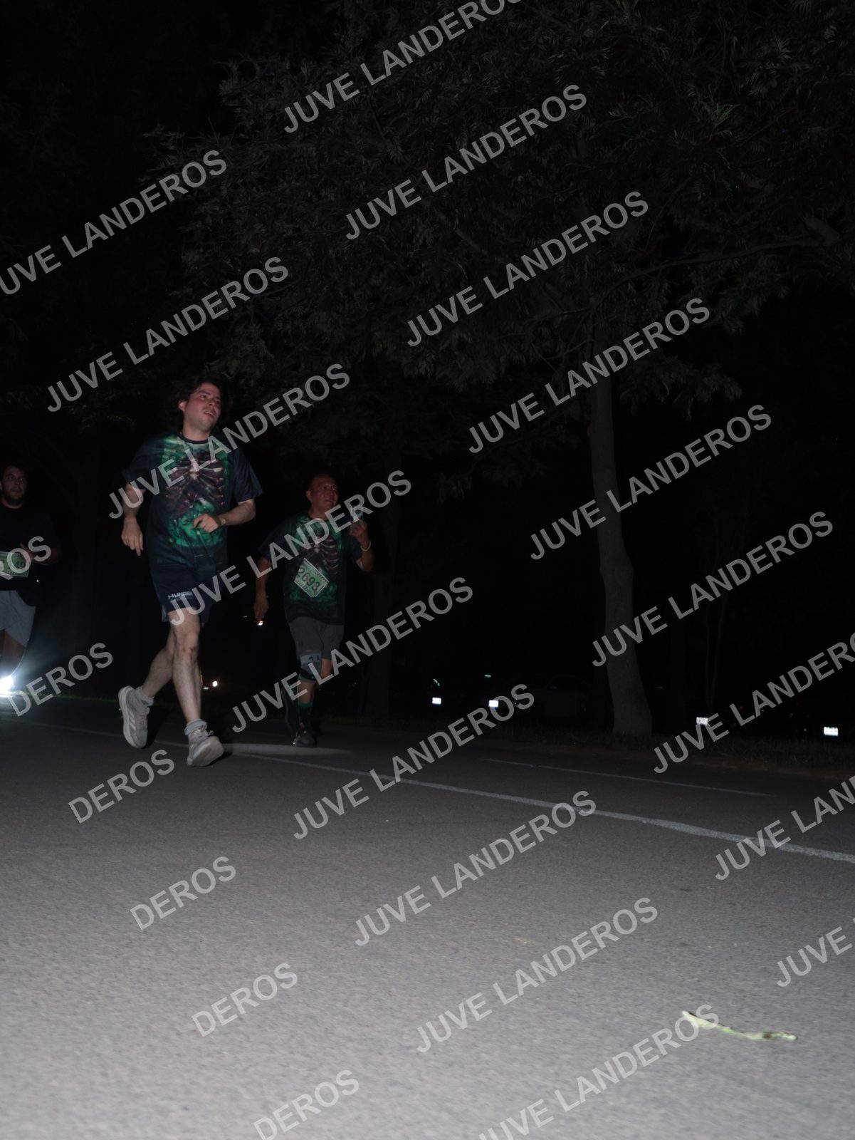 Foto de la Carrera Nocturna de Zombies Parque Metropolitano 2026 en Parque Metropolitano de Guadalajara, Zapopan, Jalisco a las 20:50 · dorsal 3149, 2693