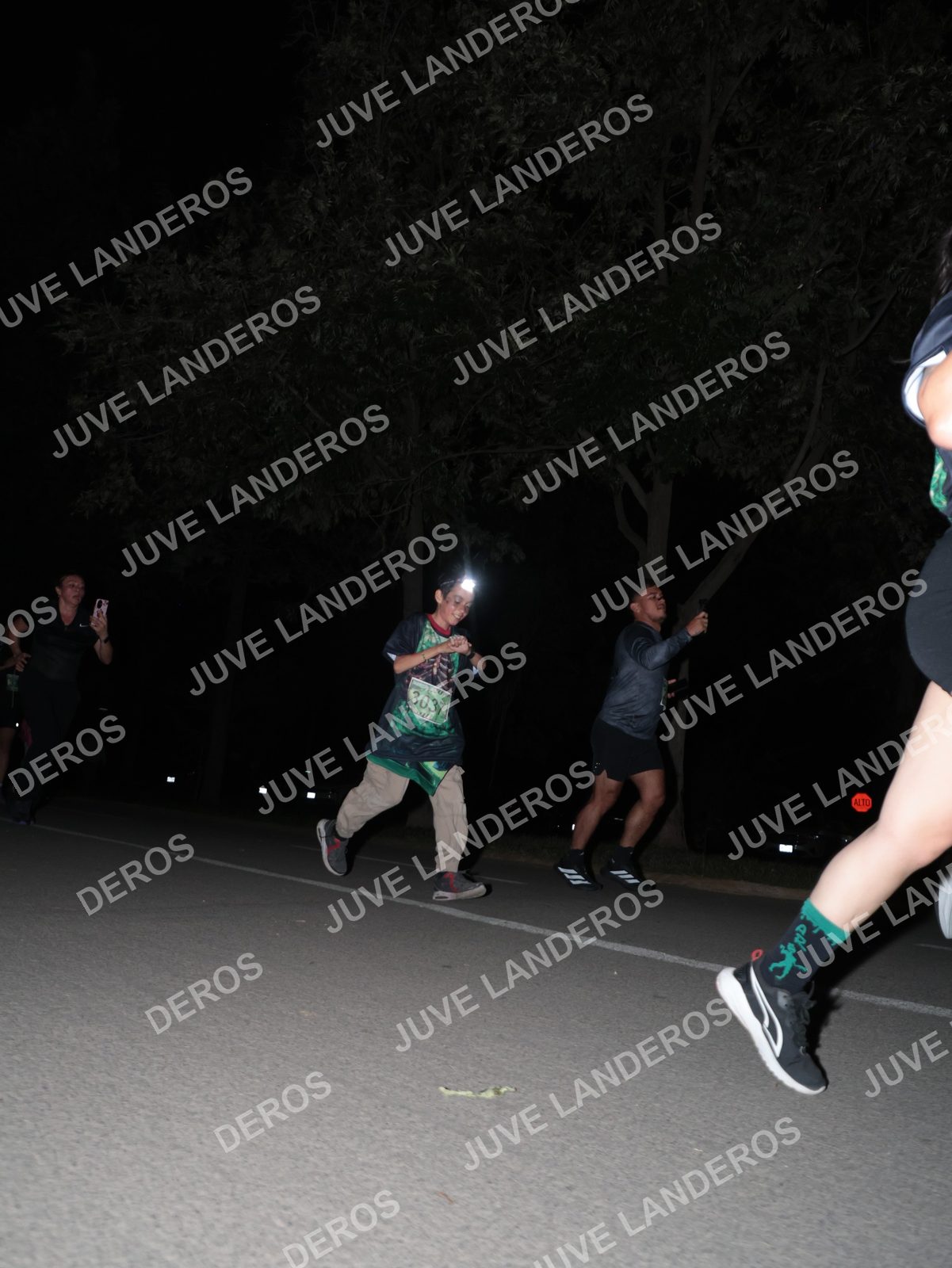 Foto de la Carrera Nocturna de Zombies Parque Metropolitano 2026 en Parque Metropolitano de Guadalajara, Zapopan, Jalisco a las 20:47 · dorsal 3037