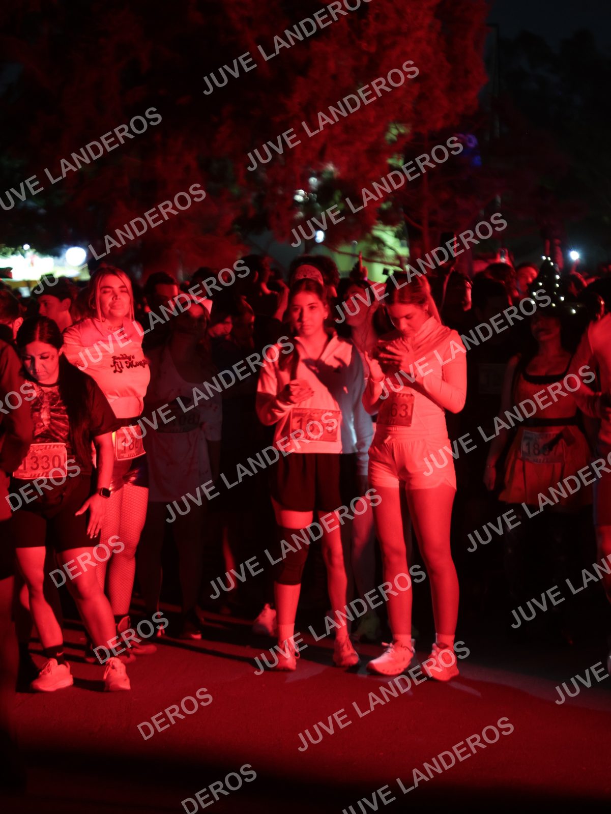 Foto de la Carrera Nocturna de Zombies Parque Metropolitano 2026 en Parque Metropolitano de Guadalajara, Zapopan, Jalisco a las 20:00 · dorsal 1856, 63, 186, 180