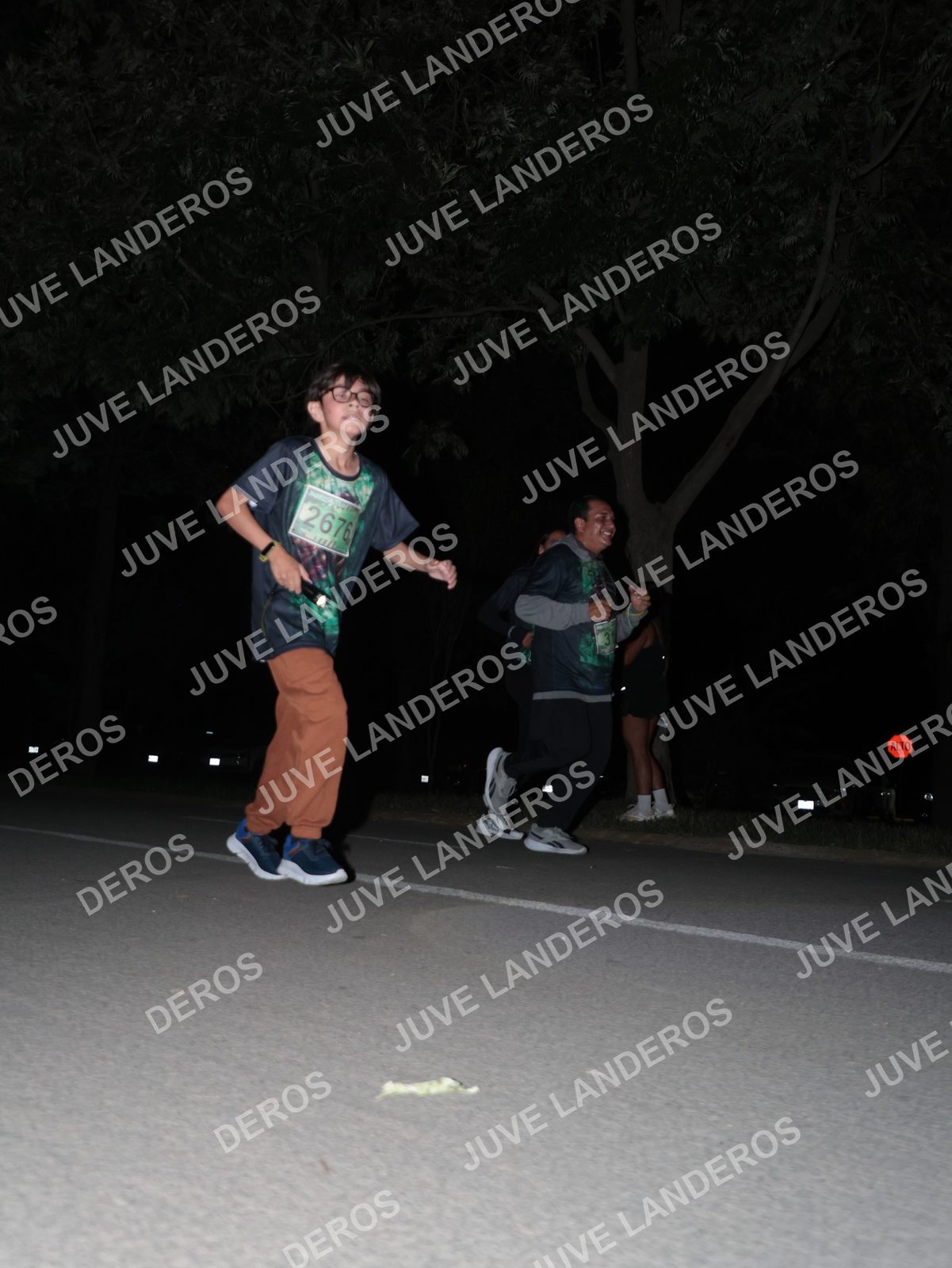 Foto de la Carrera Nocturna de Zombies Parque Metropolitano 2026 en Parque Metropolitano de Guadalajara, Zapopan, Jalisco a las 20:56 · dorsal 2676