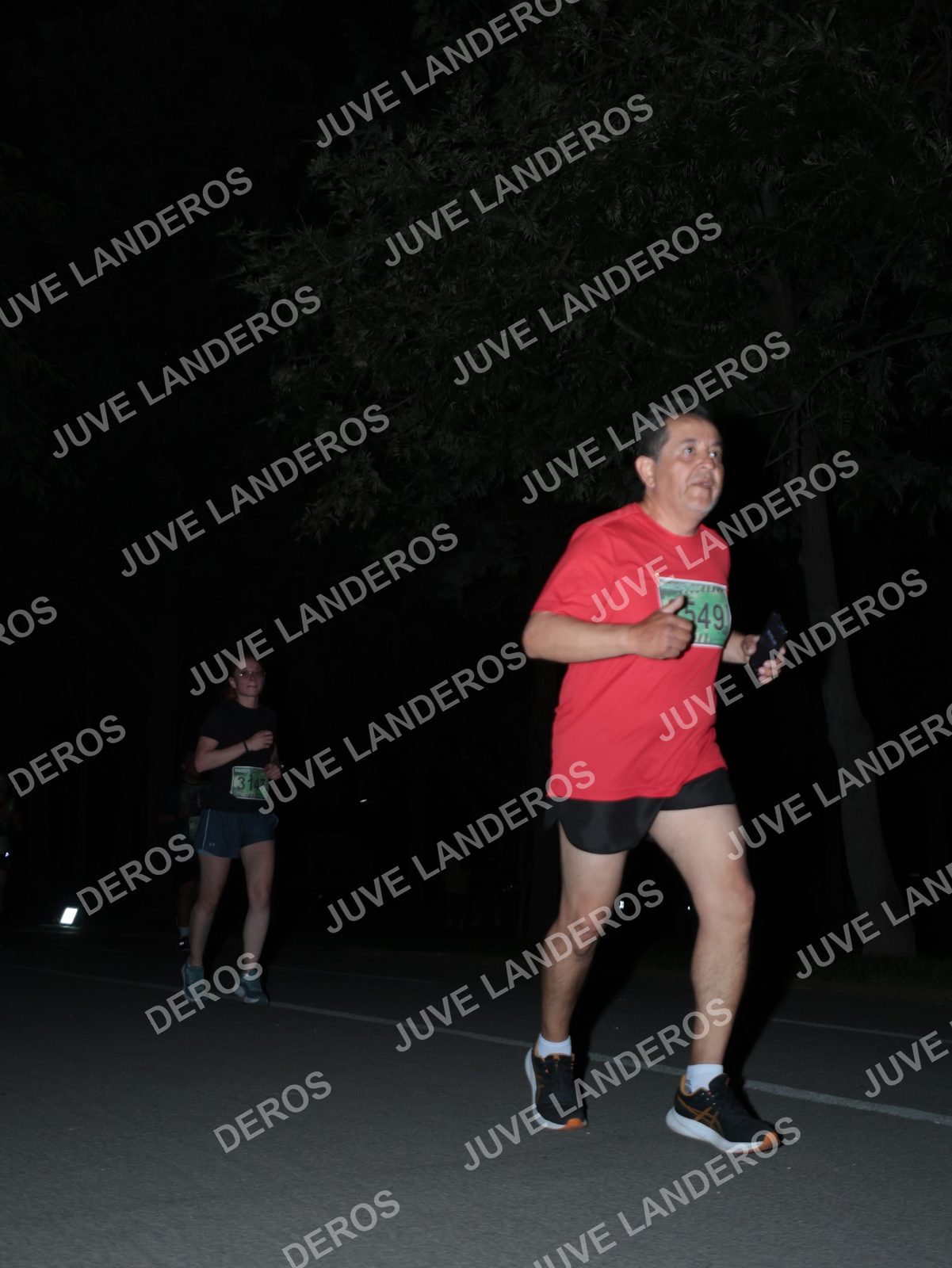 Foto de la Carrera Nocturna de Zombies Parque Metropolitano 2026 en Parque Metropolitano de Guadalajara, Zapopan, Jalisco a las 20:44 · dorsal 549, 3147