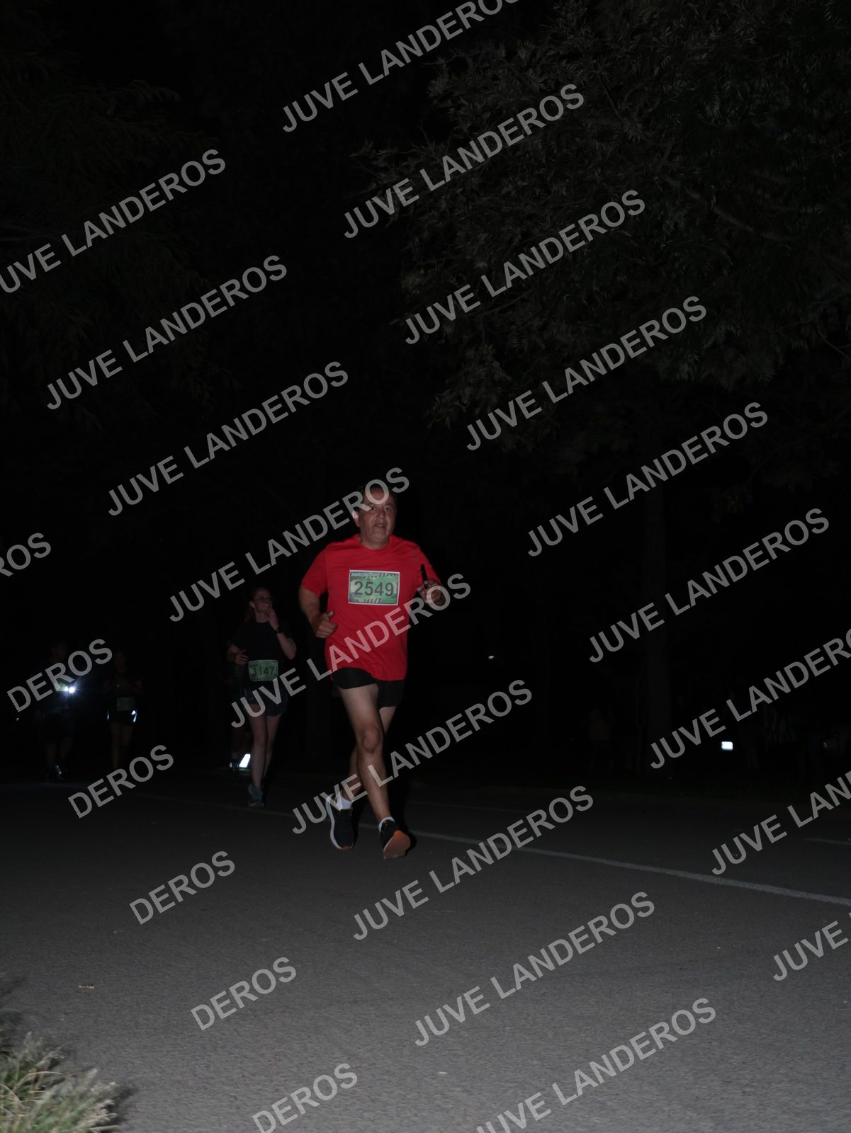 Foto de la Carrera Nocturna de Zombies Parque Metropolitano 2026 en Parque Metropolitano de Guadalajara, Zapopan, Jalisco a las 20:44 · dorsal 2549, 3147
