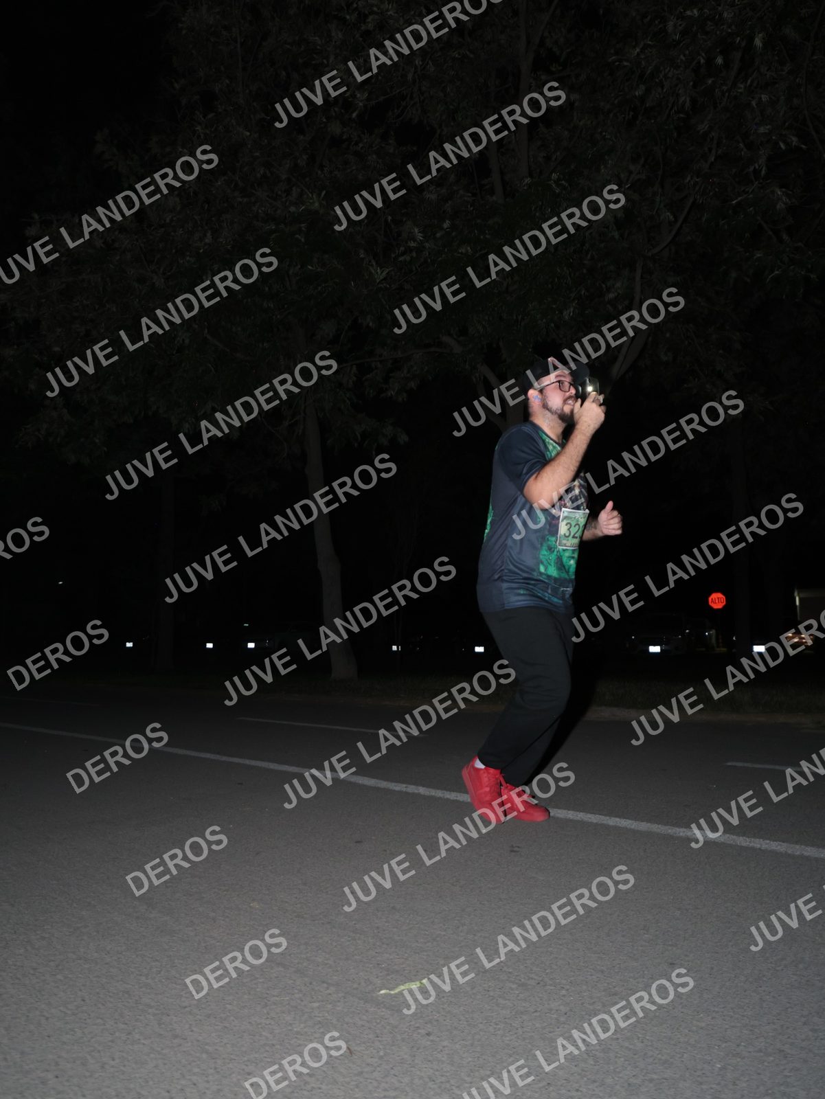 Foto de la Carrera Nocturna de Zombies Parque Metropolitano 2026 en Parque Metropolitano de Guadalajara, Zapopan, Jalisco a las 20:57 · dorsal 32