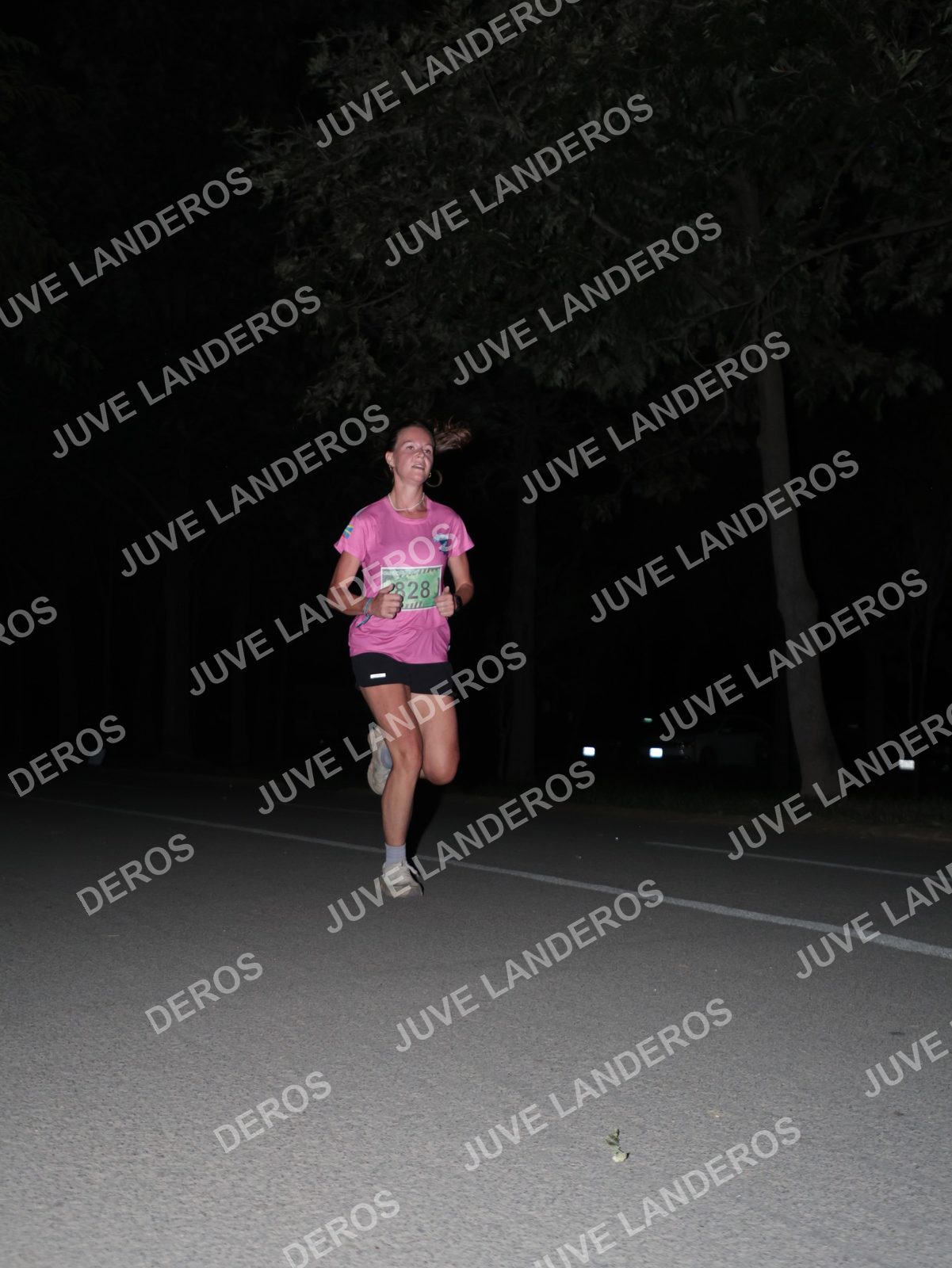 Foto de la Carrera Nocturna de Zombies Parque Metropolitano 2026 en Parque Metropolitano de Guadalajara, Zapopan, Jalisco a las 20:36 · dorsal 828