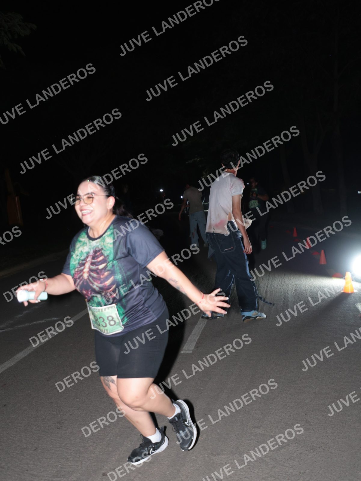 Foto de la Carrera Nocturna de Zombies Parque Metropolitano 2026 en Parque Metropolitano de Guadalajara, Zapopan, Jalisco a las 21:02 · dorsal 838