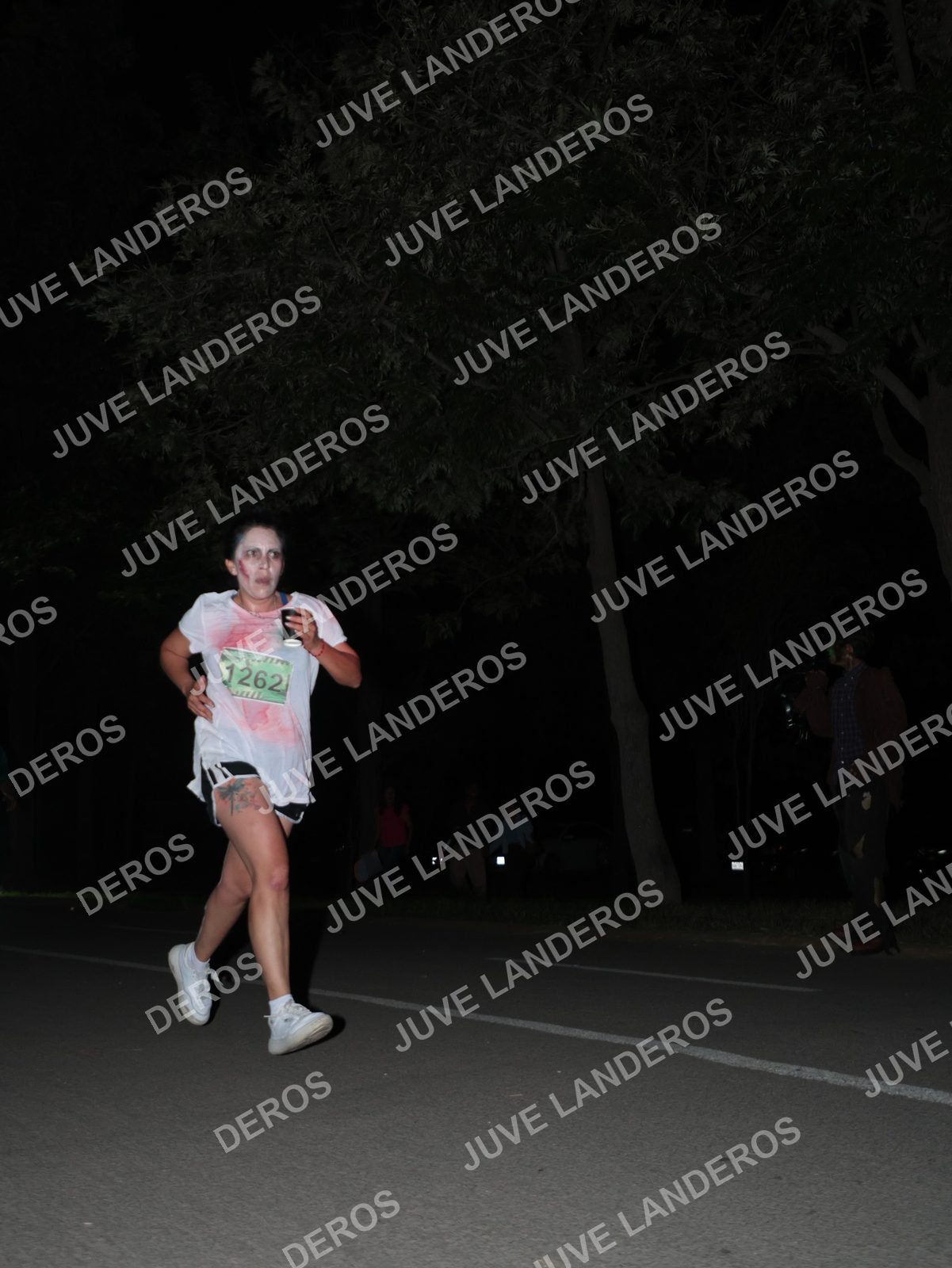 Foto de la Carrera Nocturna de Zombies Parque Metropolitano 2026 en Parque Metropolitano de Guadalajara, Zapopan, Jalisco a las 20:46 · dorsal 1262