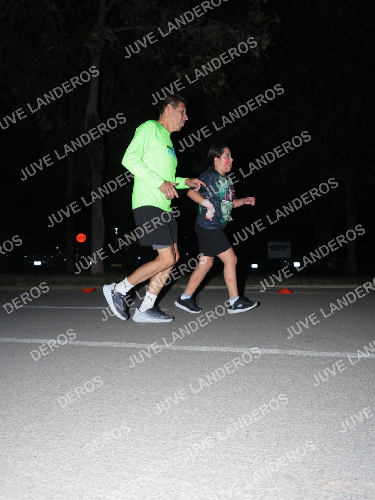 Foto de la Carrera Nocturna de Zombies Parque Metropolitano 2026 en Parque Metropolitano de Guadalajara, Zapopan, Jalisco a las 21:06