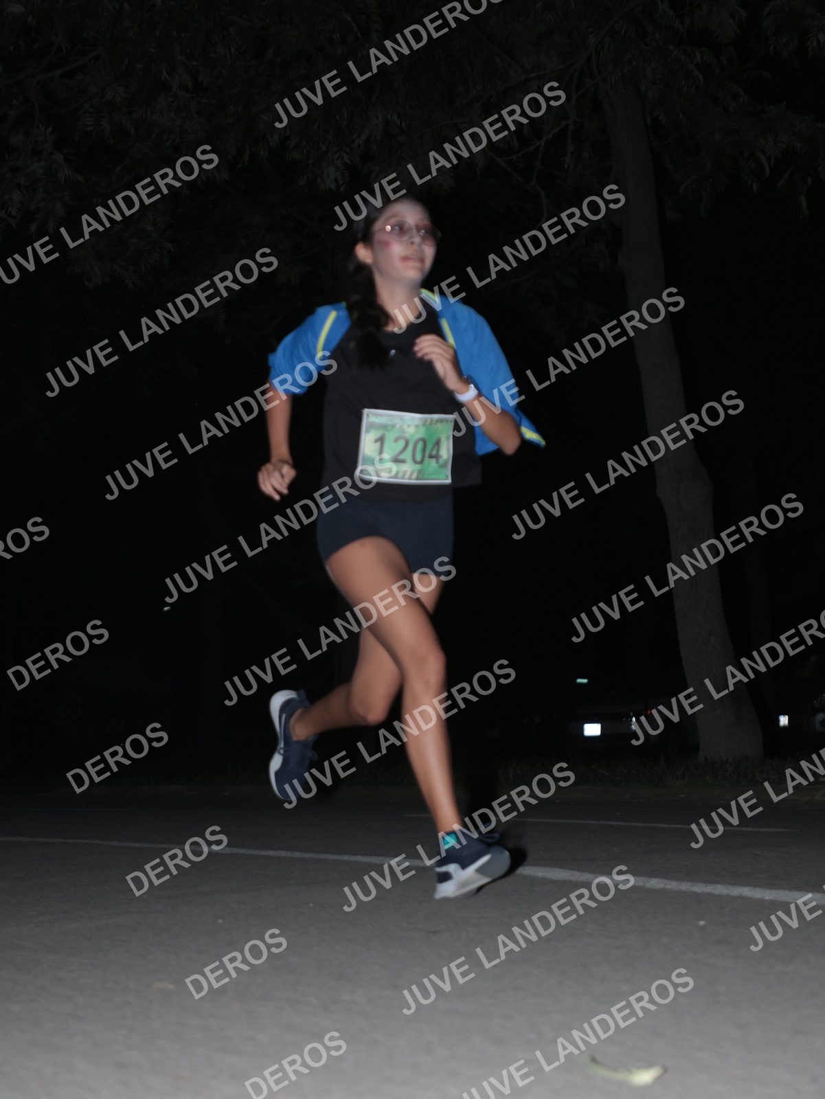 Foto de la Carrera Nocturna de Zombies Parque Metropolitano 2026 en Parque Metropolitano de Guadalajara, Zapopan, Jalisco a las 21:08 · dorsal 1204