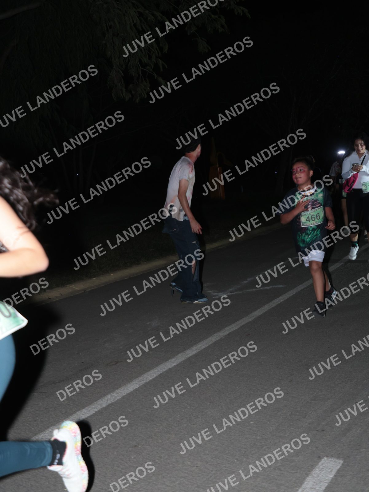 Foto de la Carrera Nocturna de Zombies Parque Metropolitano 2026 en Parque Metropolitano de Guadalajara, Zapopan, Jalisco a las 21:02 · dorsal 466