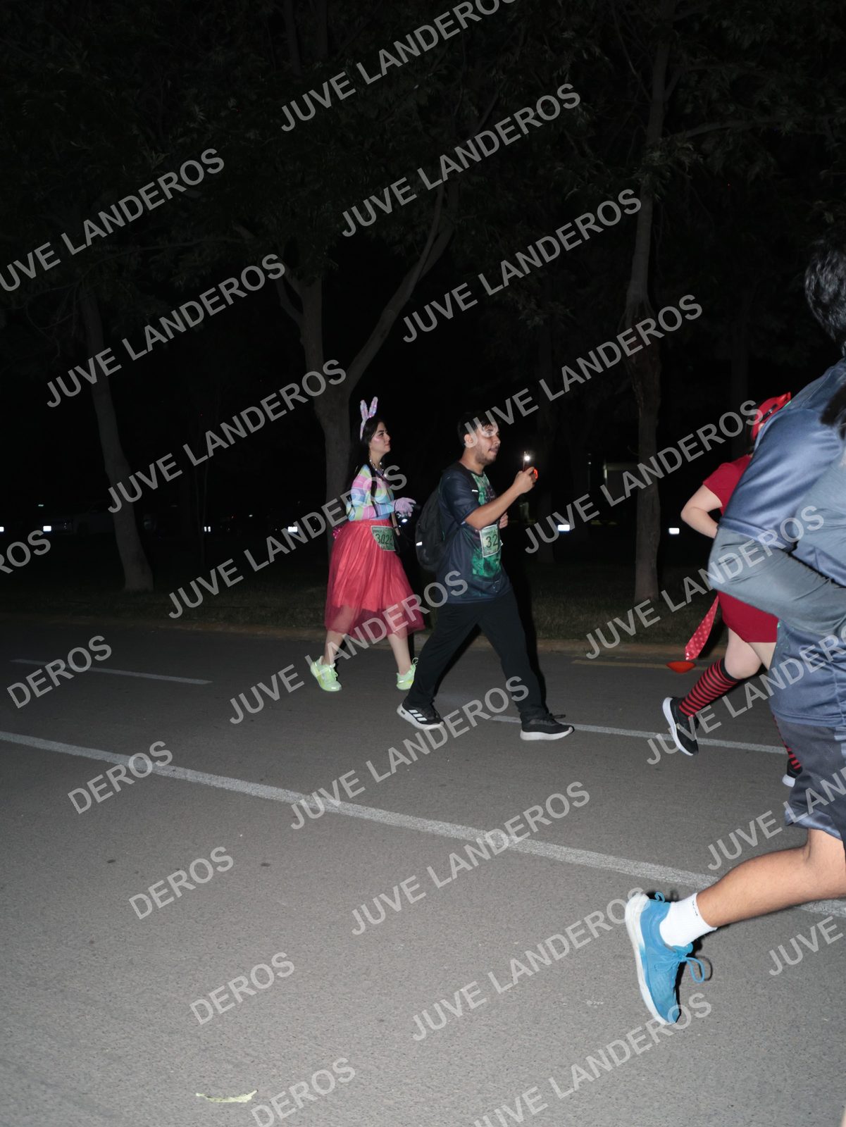 Foto de la Carrera Nocturna de Zombies Parque Metropolitano 2026 en Parque Metropolitano de Guadalajara, Zapopan, Jalisco a las 21:05 · dorsal 32