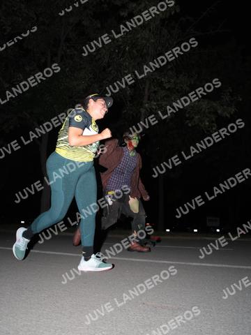 Foto de la Carrera Nocturna de Zombies Parque Metropolitano 2026 a las 20:54