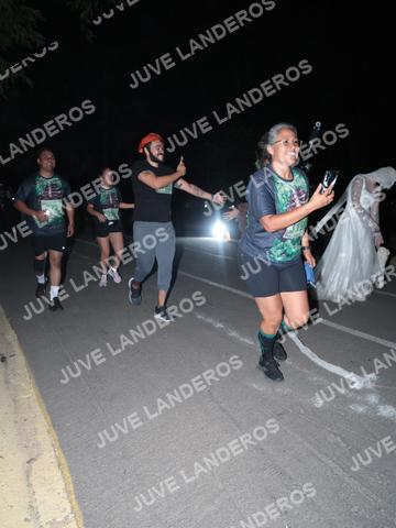 Foto de la Carrera Nocturna de Zombies Parque Metropolitano 2026 a las 20:59