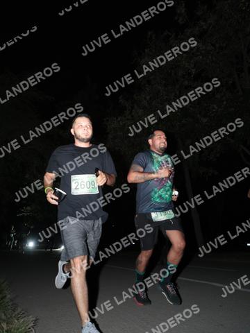 Foto de la Carrera Nocturna de Zombies Parque Metropolitano 2026 a las 20:46