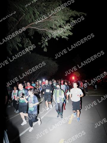 Foto de la Carrera Nocturna de Zombies Parque Metropolitano 2026 a las 20:15