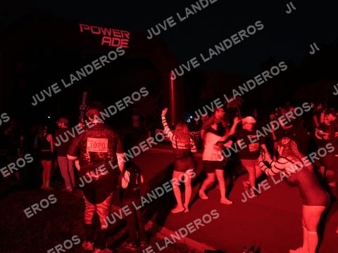 Foto de la Carrera Nocturna de Zombies Parque Metropolitano 2026 a las 21:12