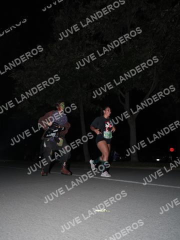 Foto de la Carrera Nocturna de Zombies Parque Metropolitano 2026 a las 20:48
