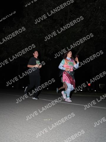Foto de la Carrera Nocturna de Zombies Parque Metropolitano 2026 a las 20:47