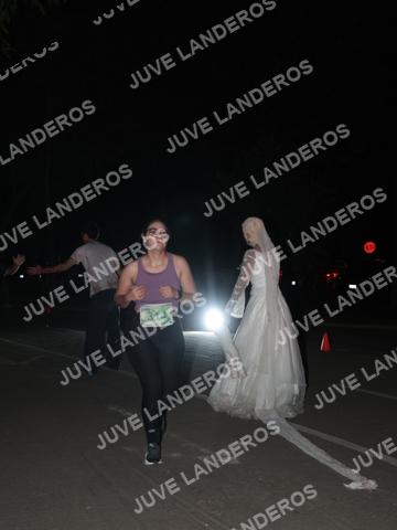 Foto de la Carrera Nocturna de Zombies Parque Metropolitano 2026 a las 20:59