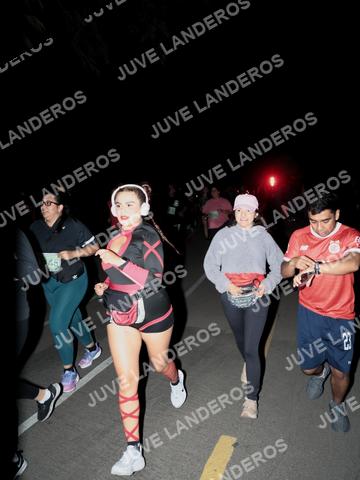 Foto de la Carrera Nocturna de Zombies Parque Metropolitano 2026 a las 20:17